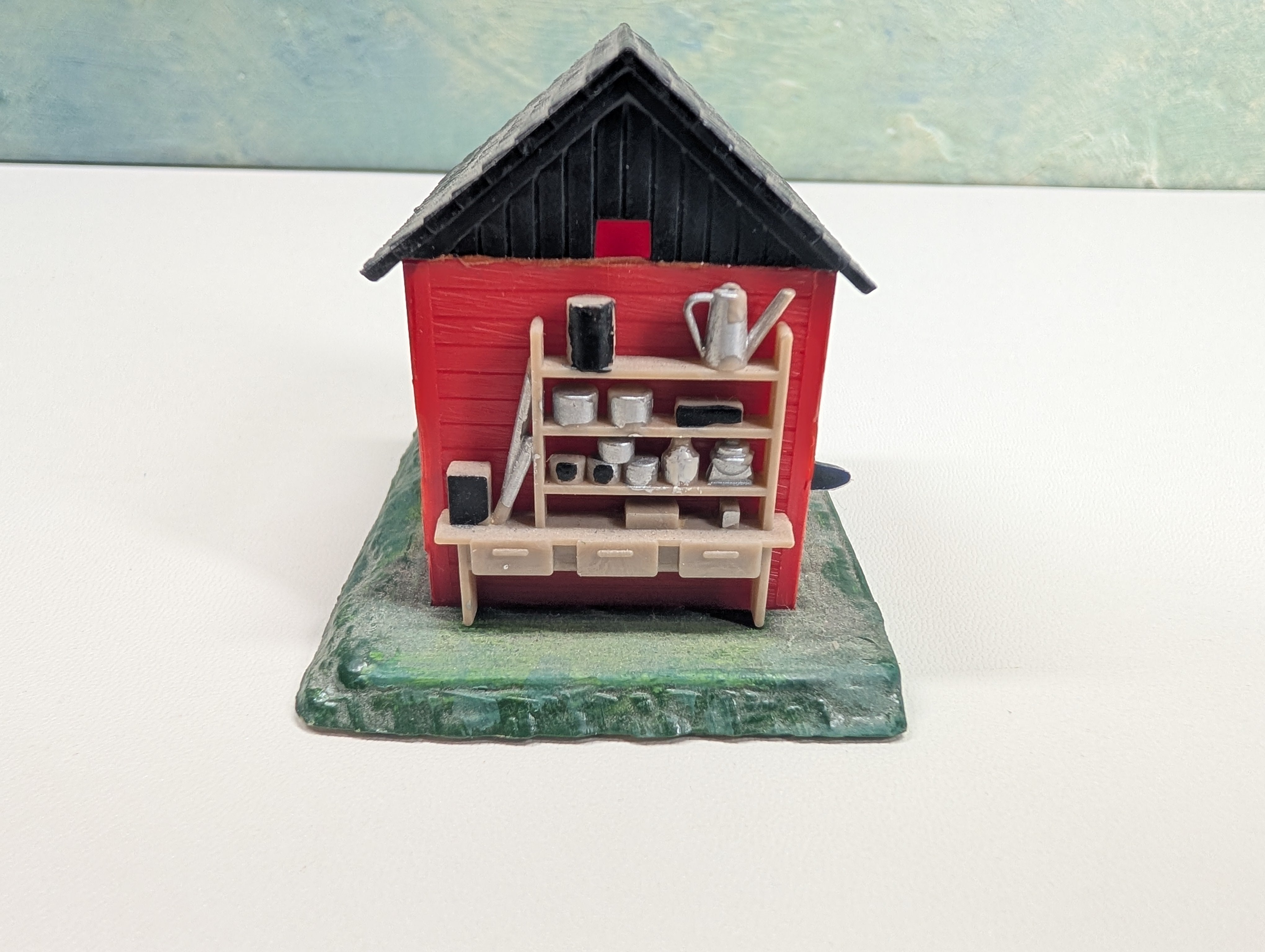 USED HO Scale Red Workshop