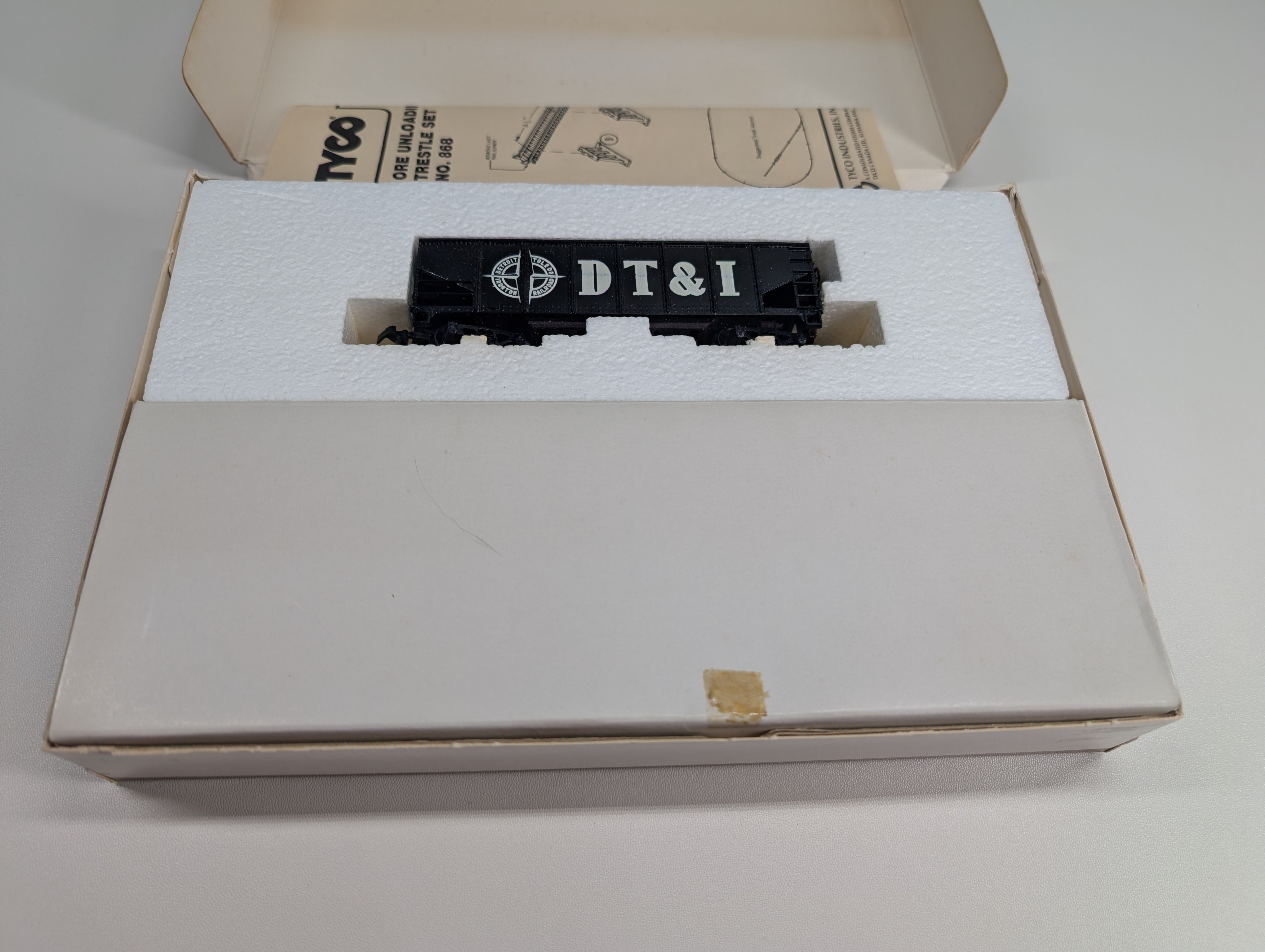USED Tyco 868 HO Scale Ore Unloading Trestle Set DT&I