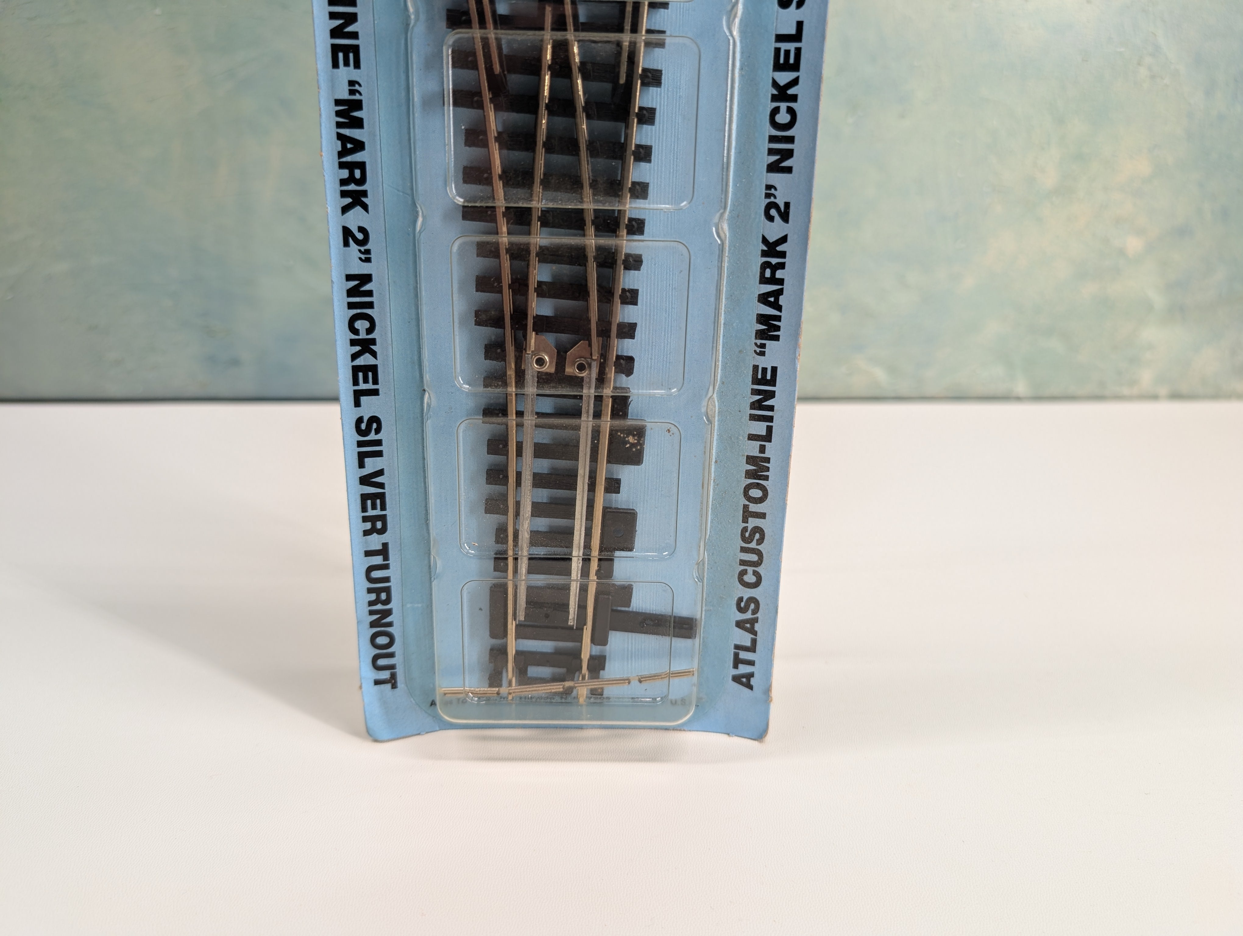 Atlas 261 HO Scale #4 Nickel Silver Code 100 Left Turnout, Custom Line