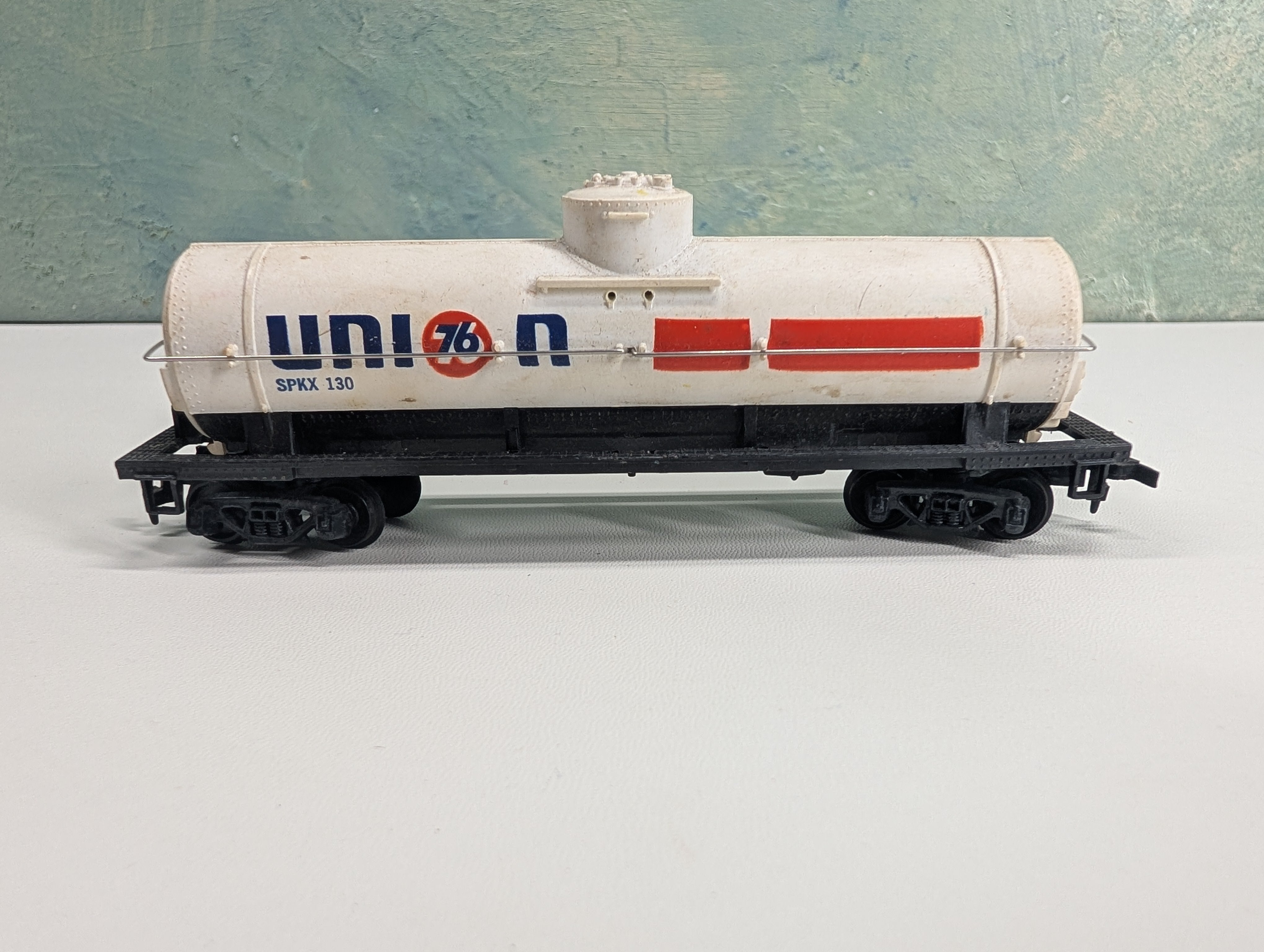 USED Tyco HO Scale Single Dome Tank Car Union 76 SPKX #130