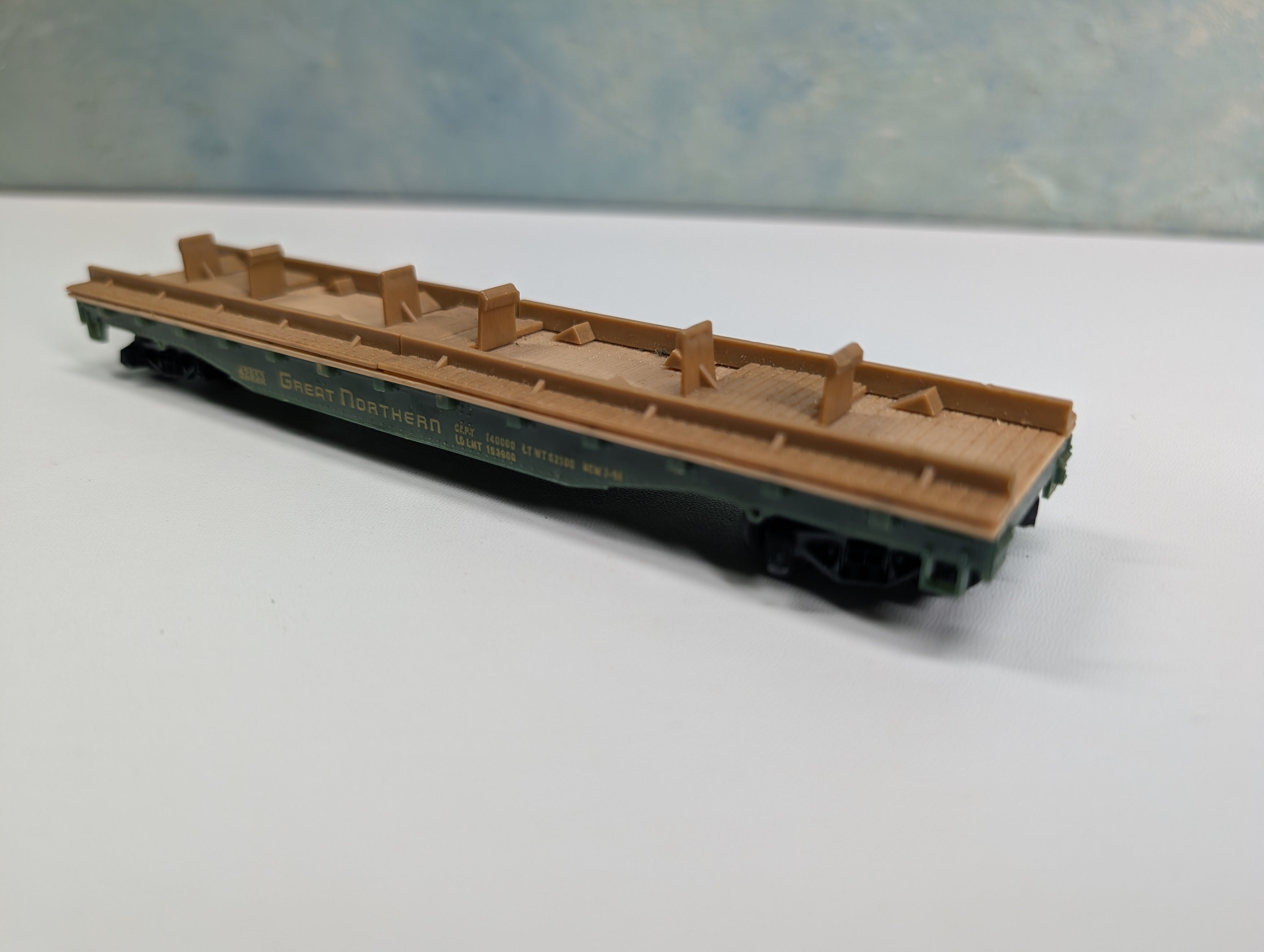 USED Mantua HO Scale 50' Trailer Flat Car Great Northern #42953