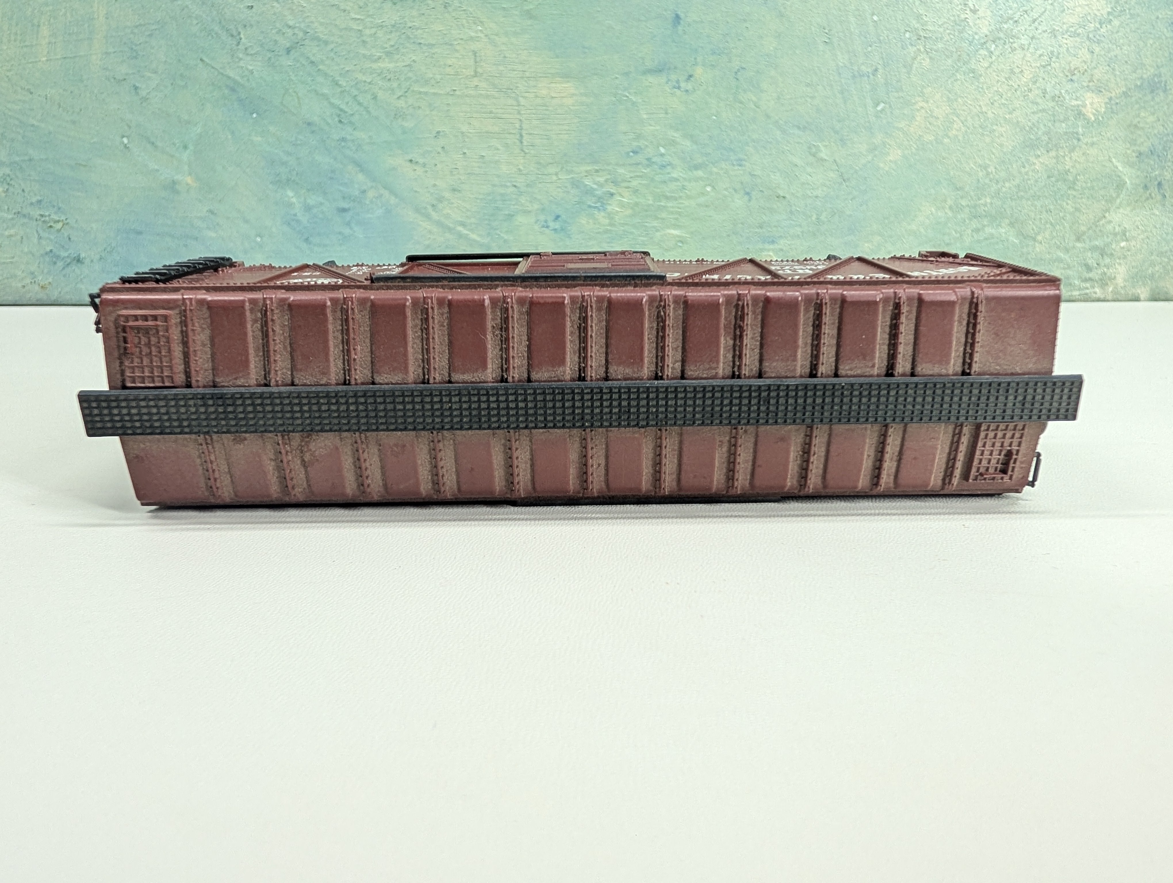 USED HO Scale Wooden Box Car Northern Pacific NP #38572