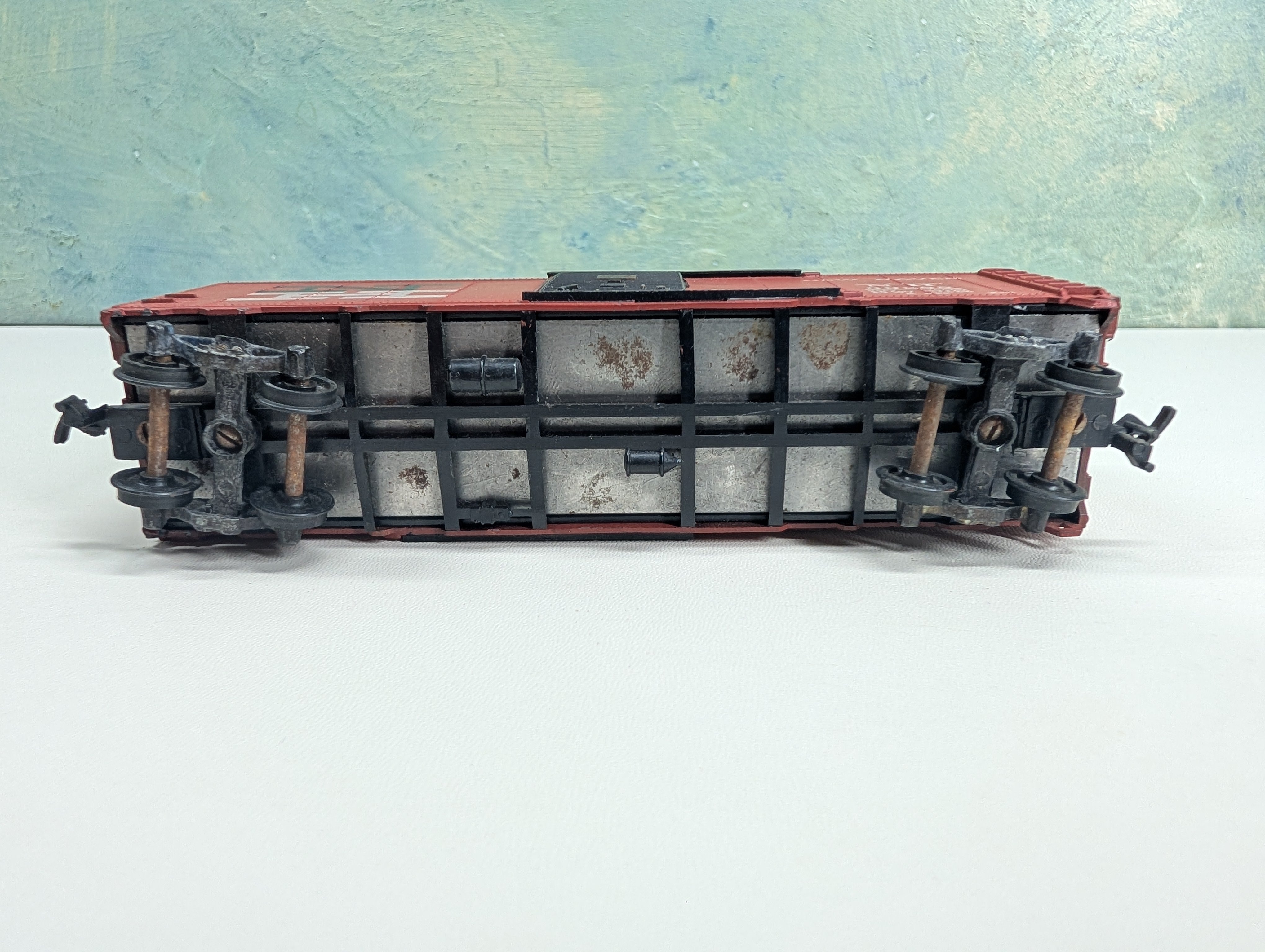 USED Athearn HO Scale 40' Box Car New Haven NH #39288