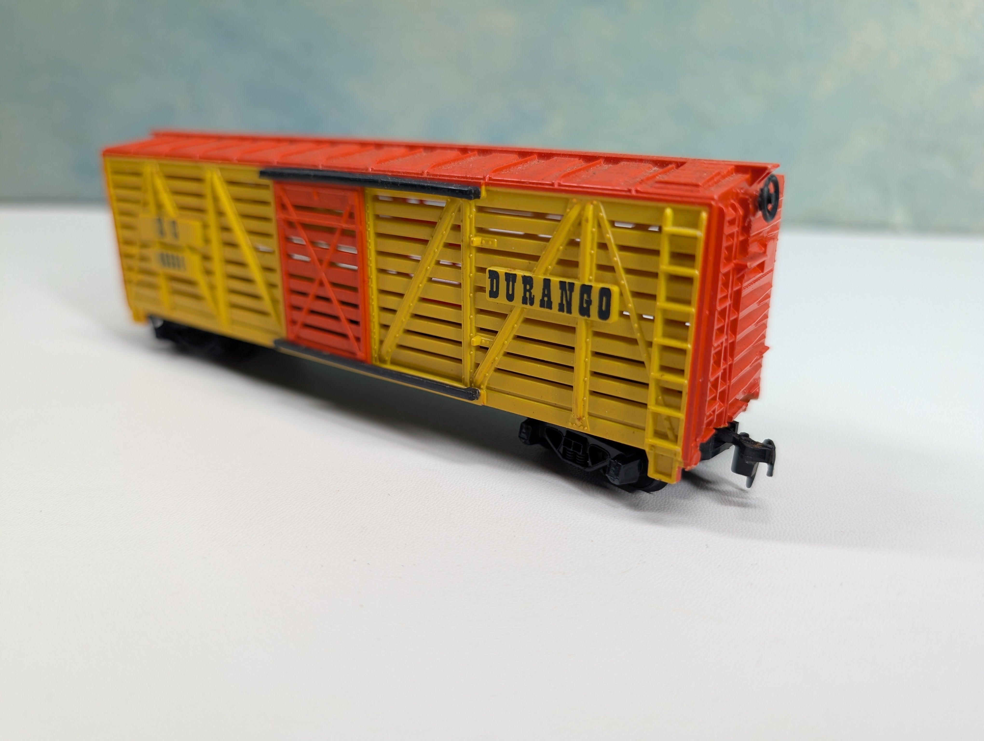 USED Tyco HO Scale Stock Cattle Car Durango KC #40394