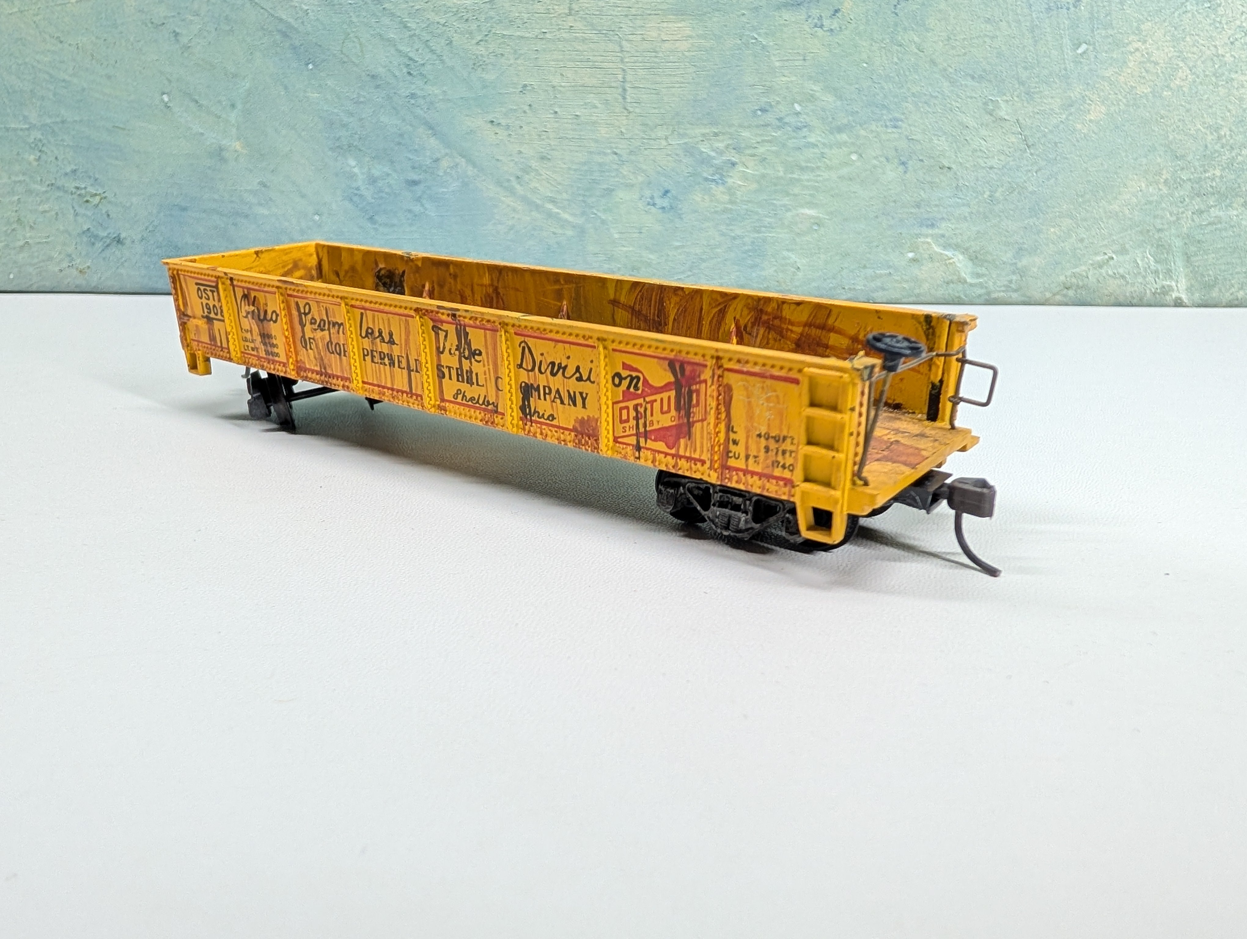 USED Varney HO Scale Gondola, Weathered Ohio Seamless Tube Division Steel Co OSTX #4908 RARE