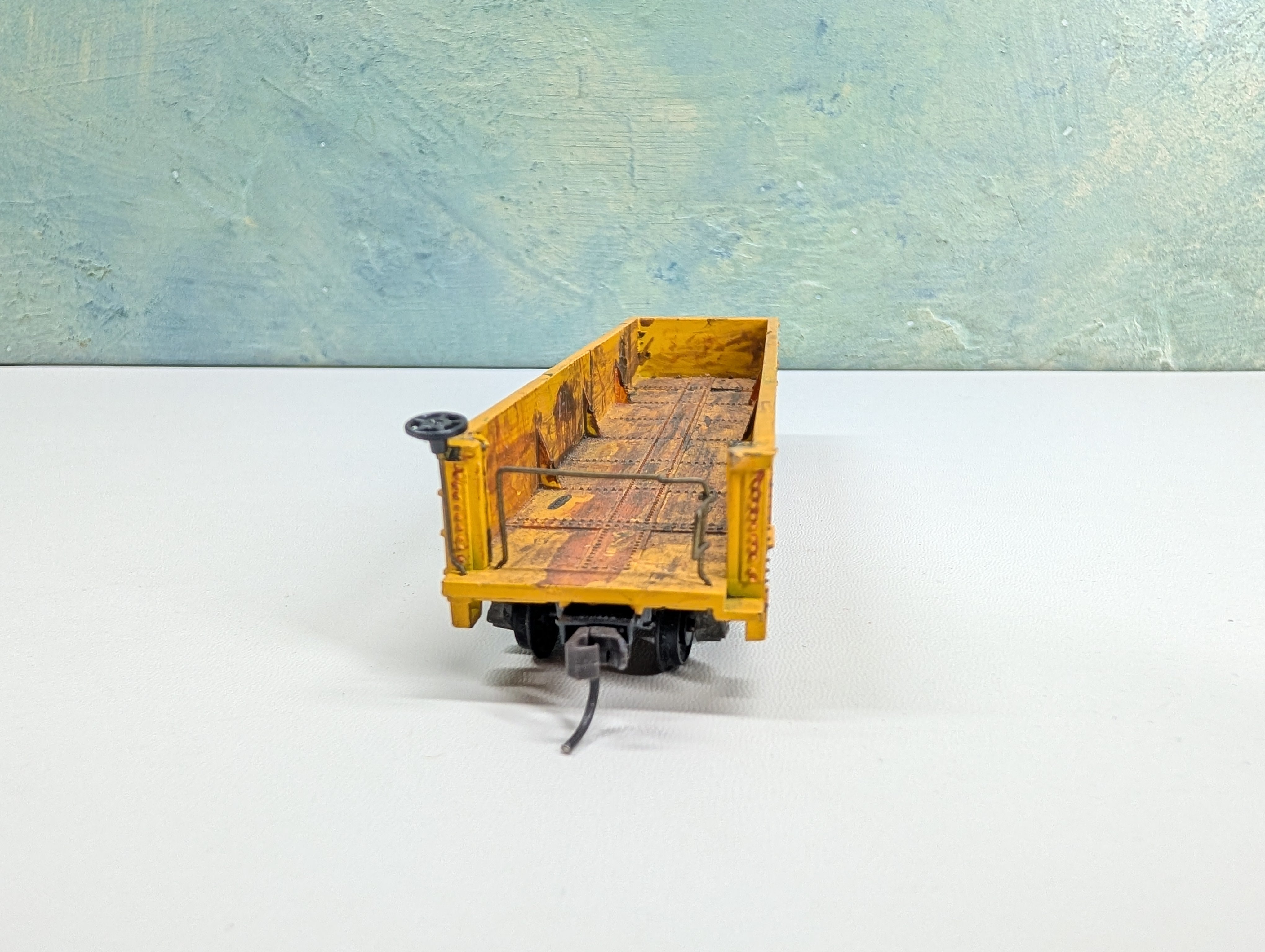USED Varney HO Scale Gondola, Weathered Ohio Seamless Tube Division Steel Co OSTX #4908 RARE