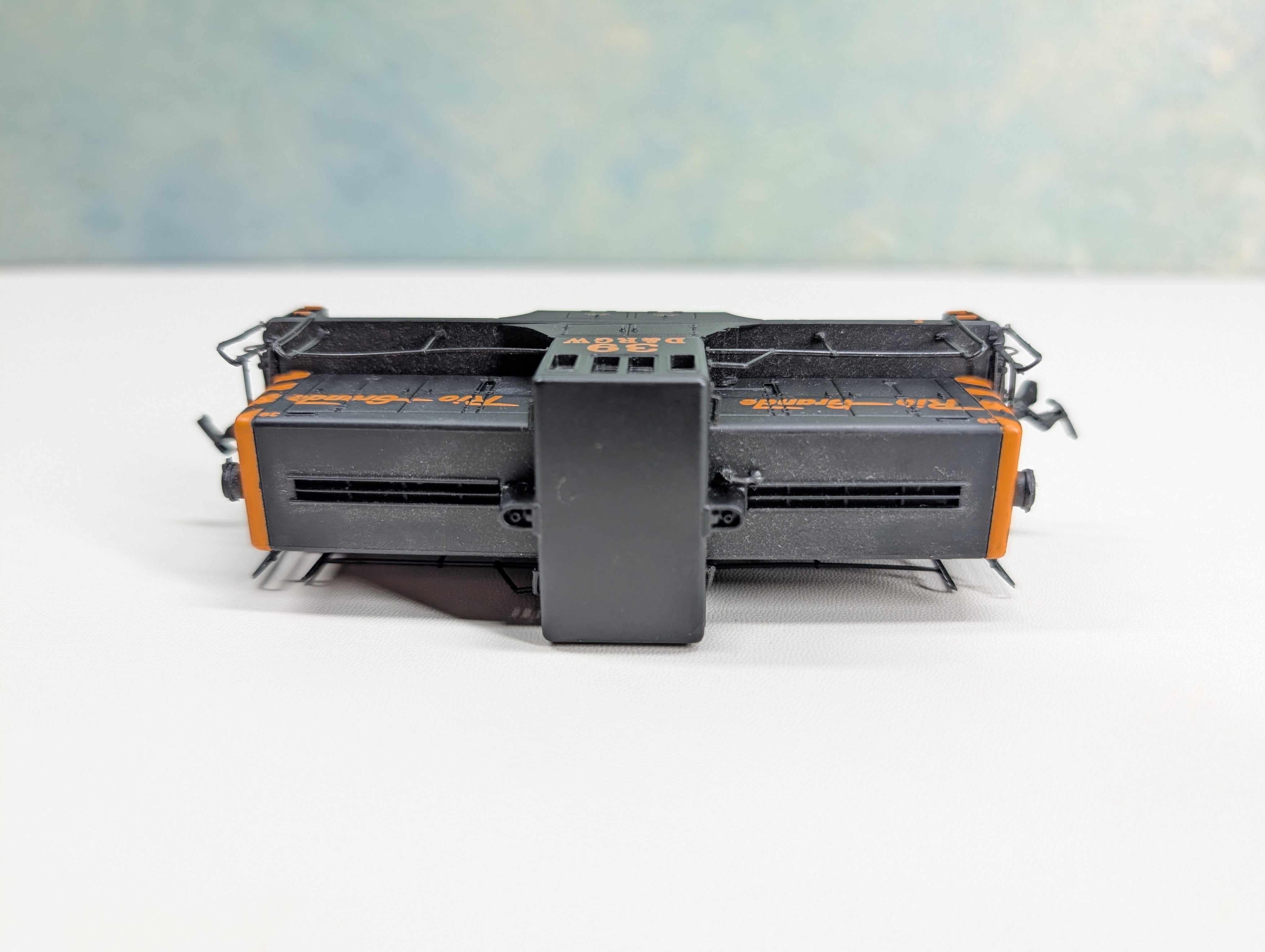 USED Bachmann 80014 HO Scale Spectrum GE 44-Ton Switcher Rio Grande D&RGW #39 Tested! DC