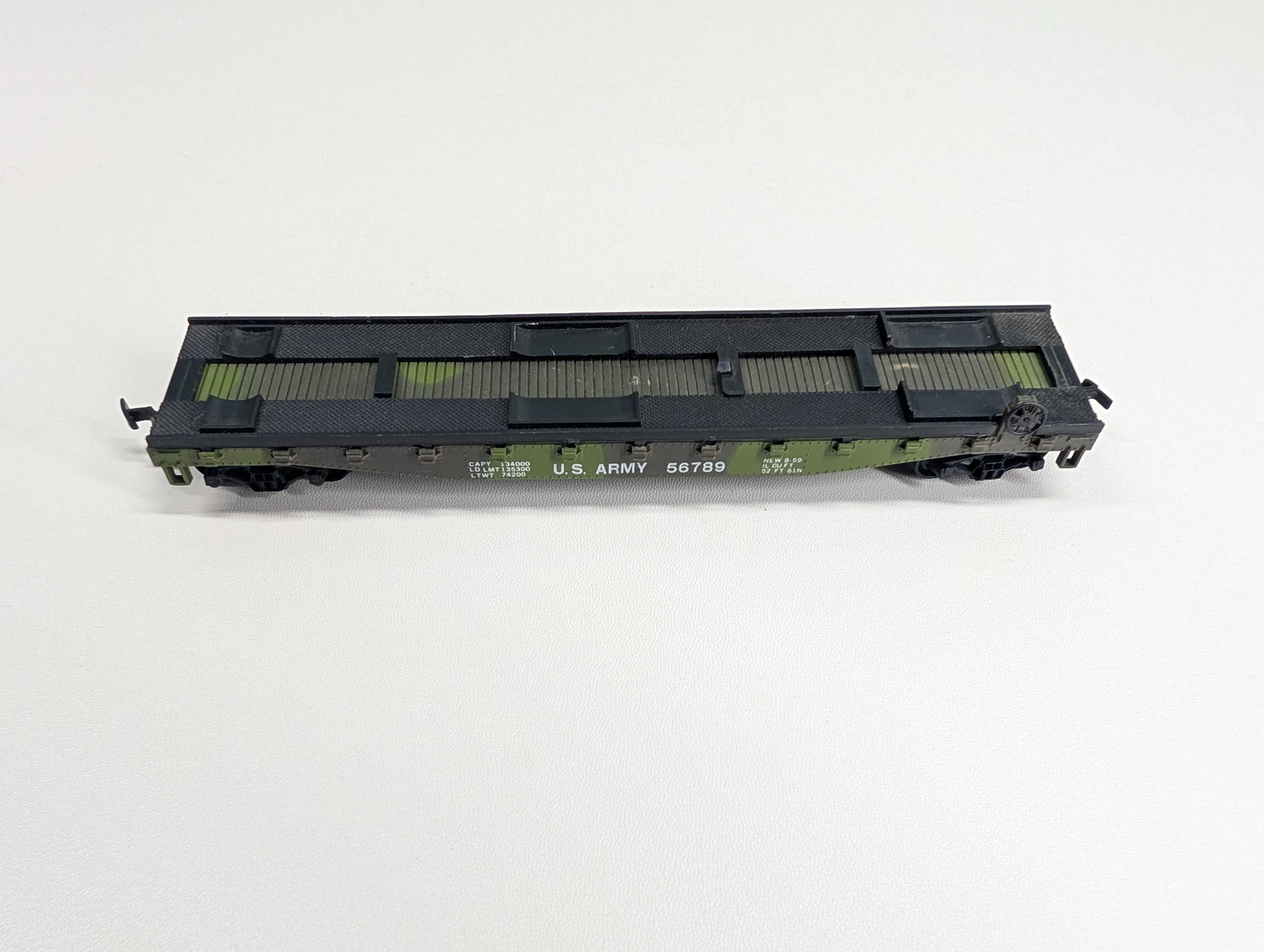 USED AHM HO Scale 50' Flat Car w/ Trailer US Army 56789