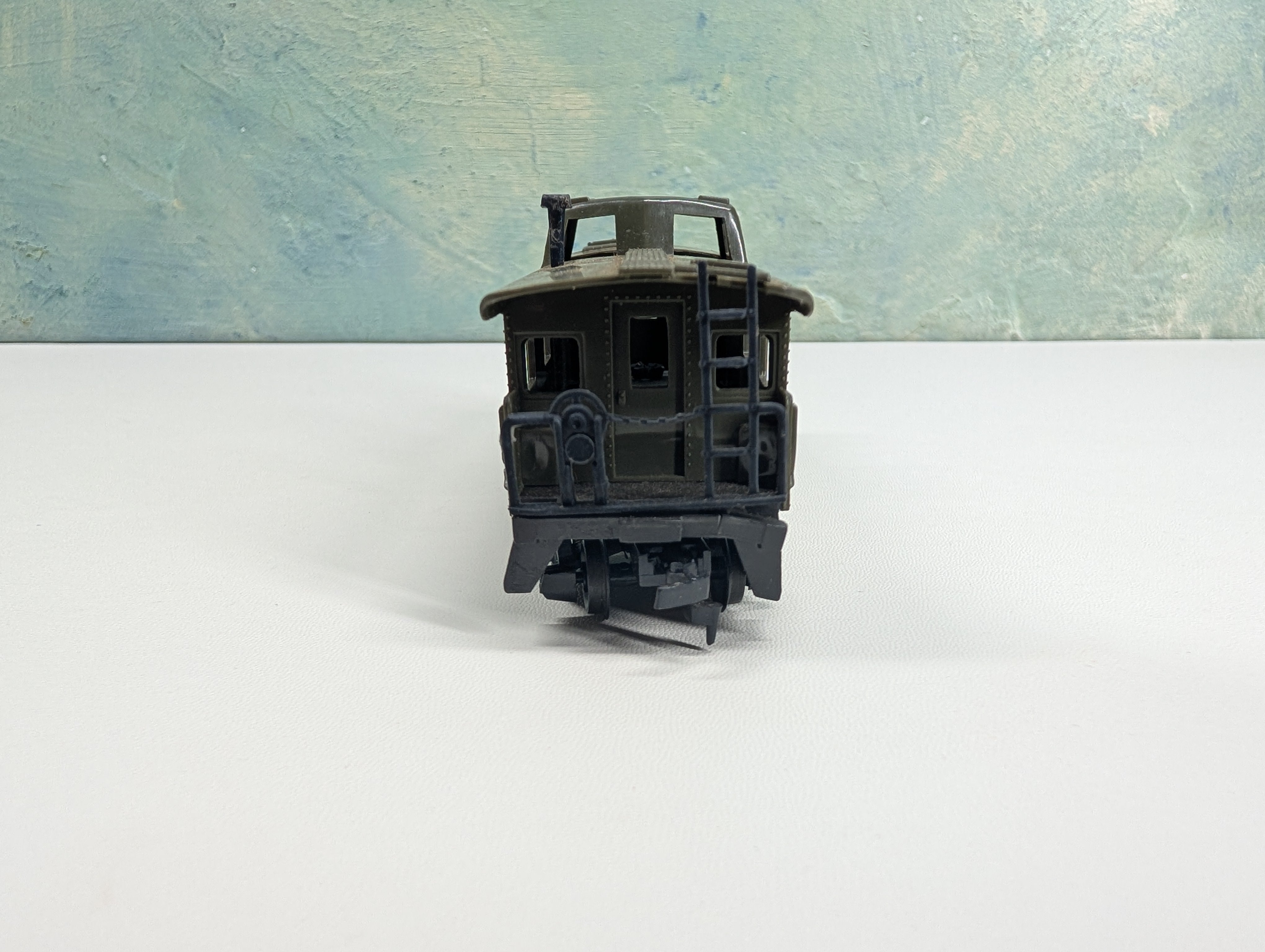 USED Tyco HO Scale Army Green Caboose