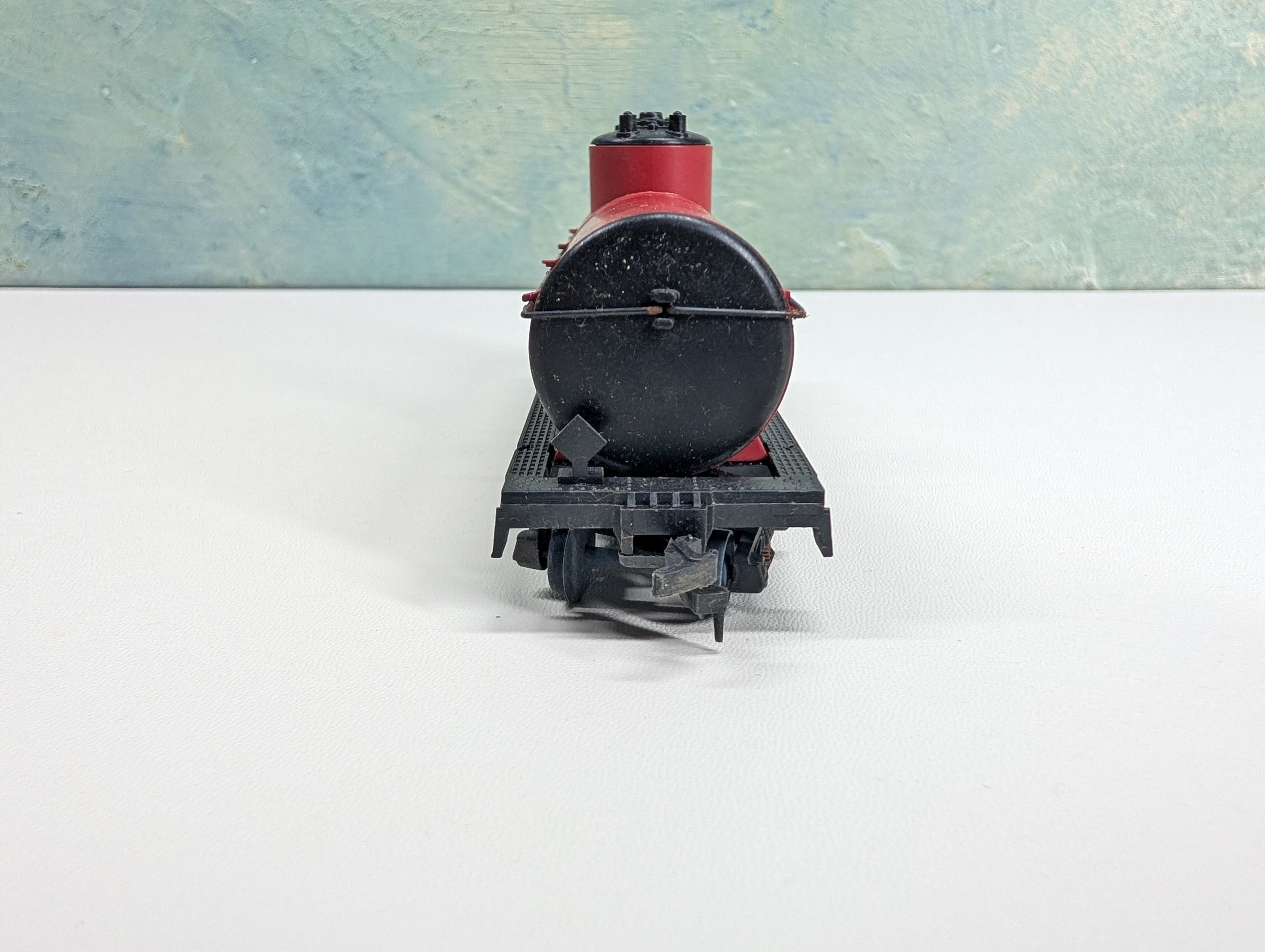 USED Varney HO Scale Single Dome Tank Car Koppers KPCX #2104