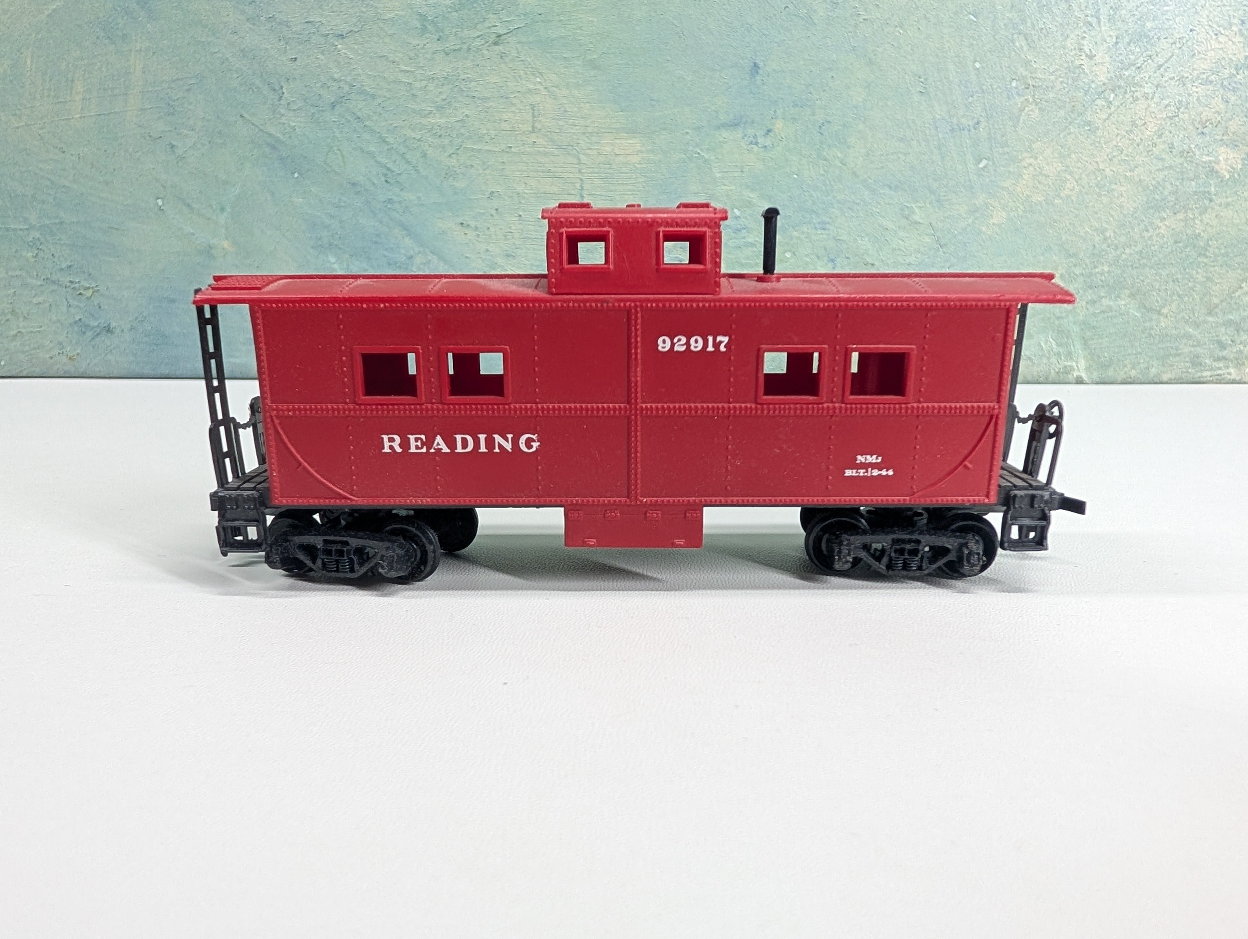 USED Mantua HO Scale Caboose Reading #92917