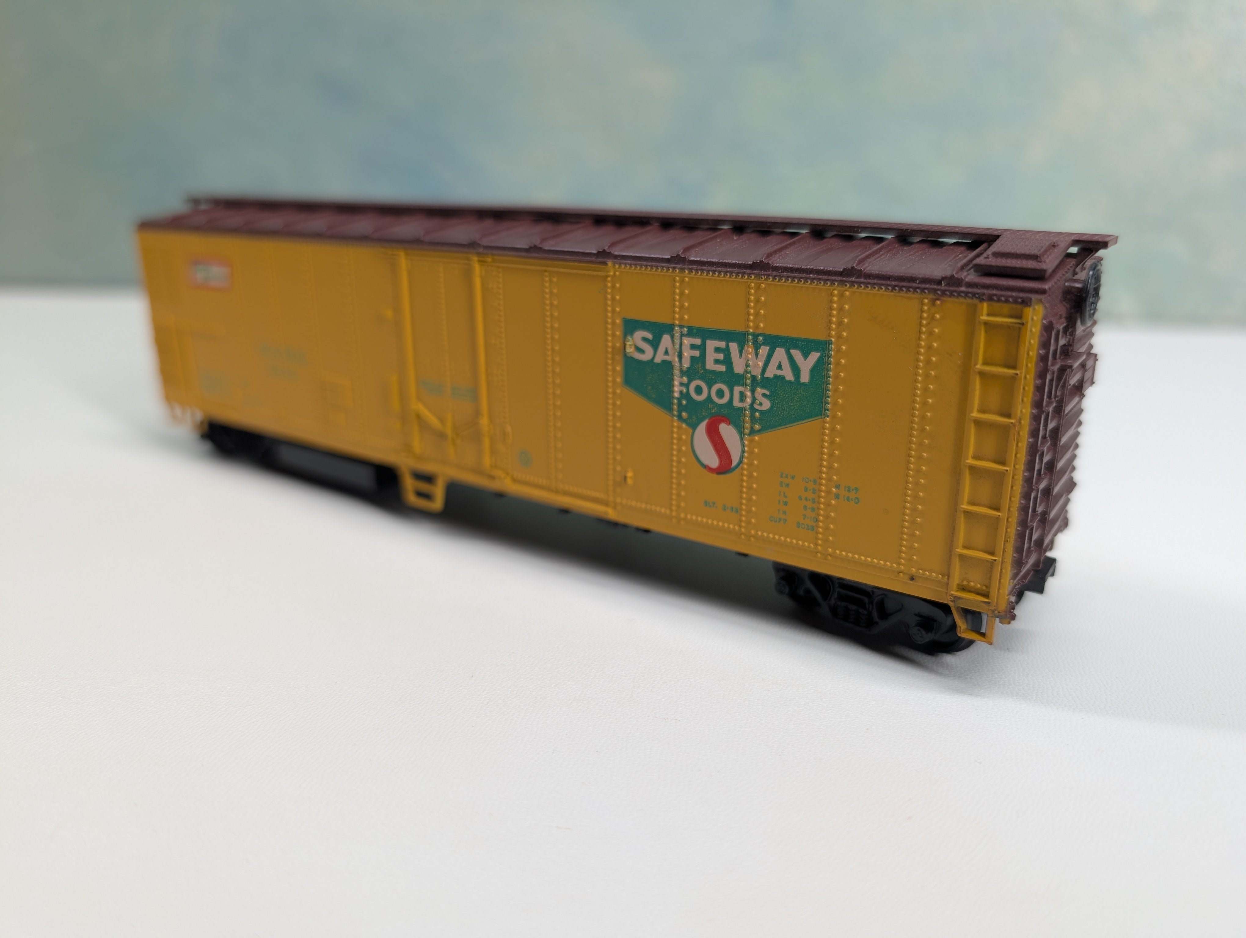USED Athearn HO Scale 50' PD Box Car Safeway Foods NADX #2615