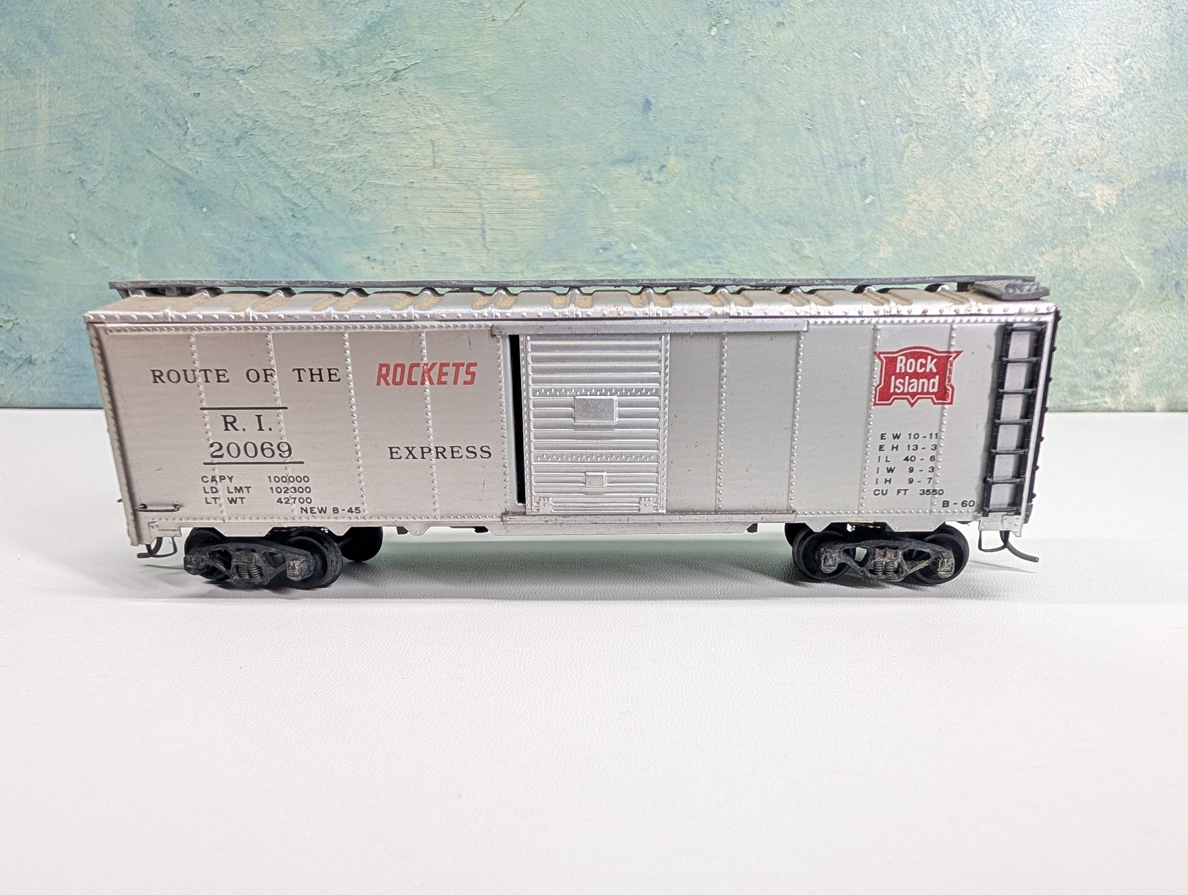 USED Varney HO Scale 40' Box Car Rock Island RI #20069 Metal