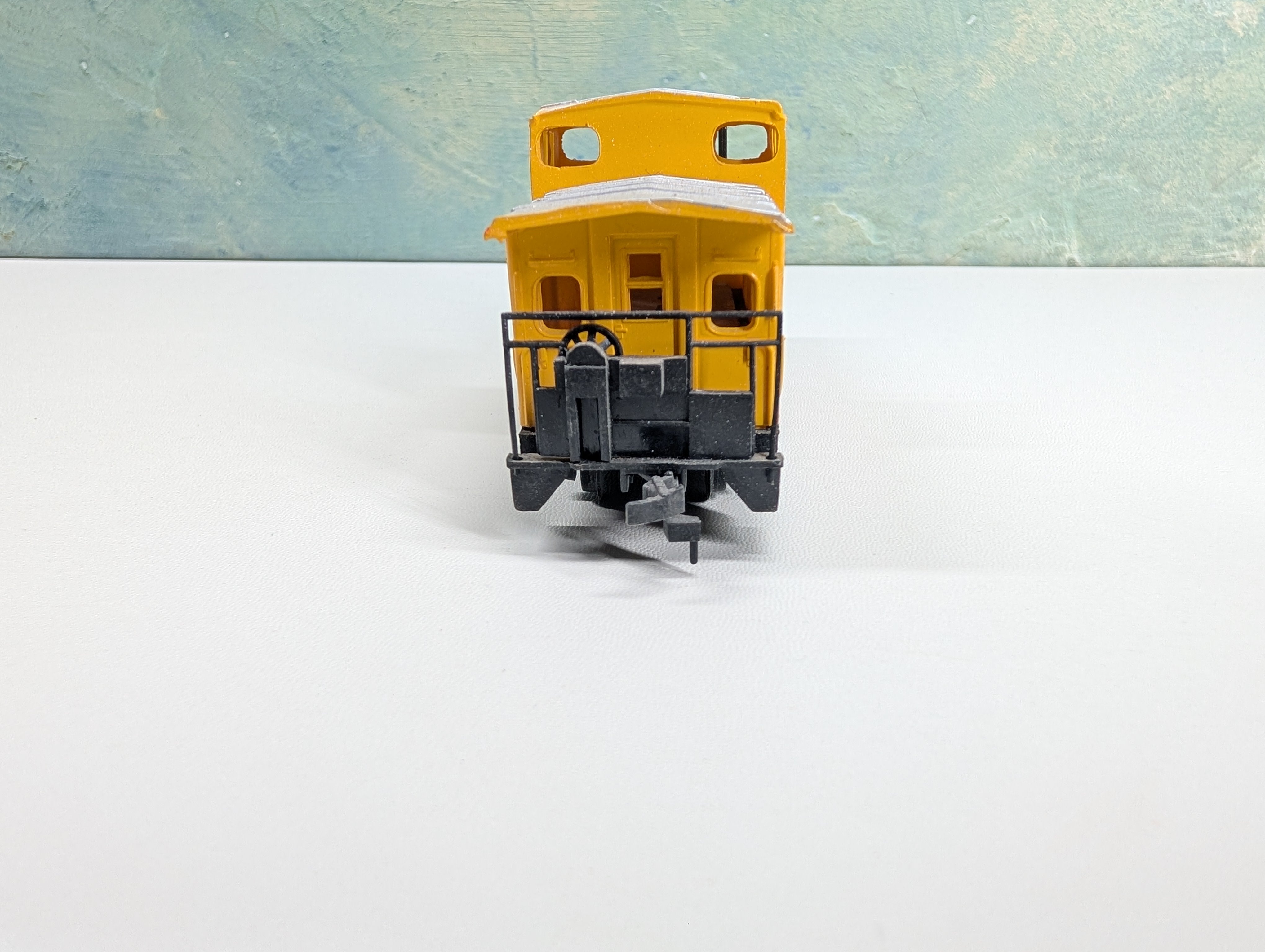 USED Bachmann HO Scale Caboose Chessie System B&O #C-3966