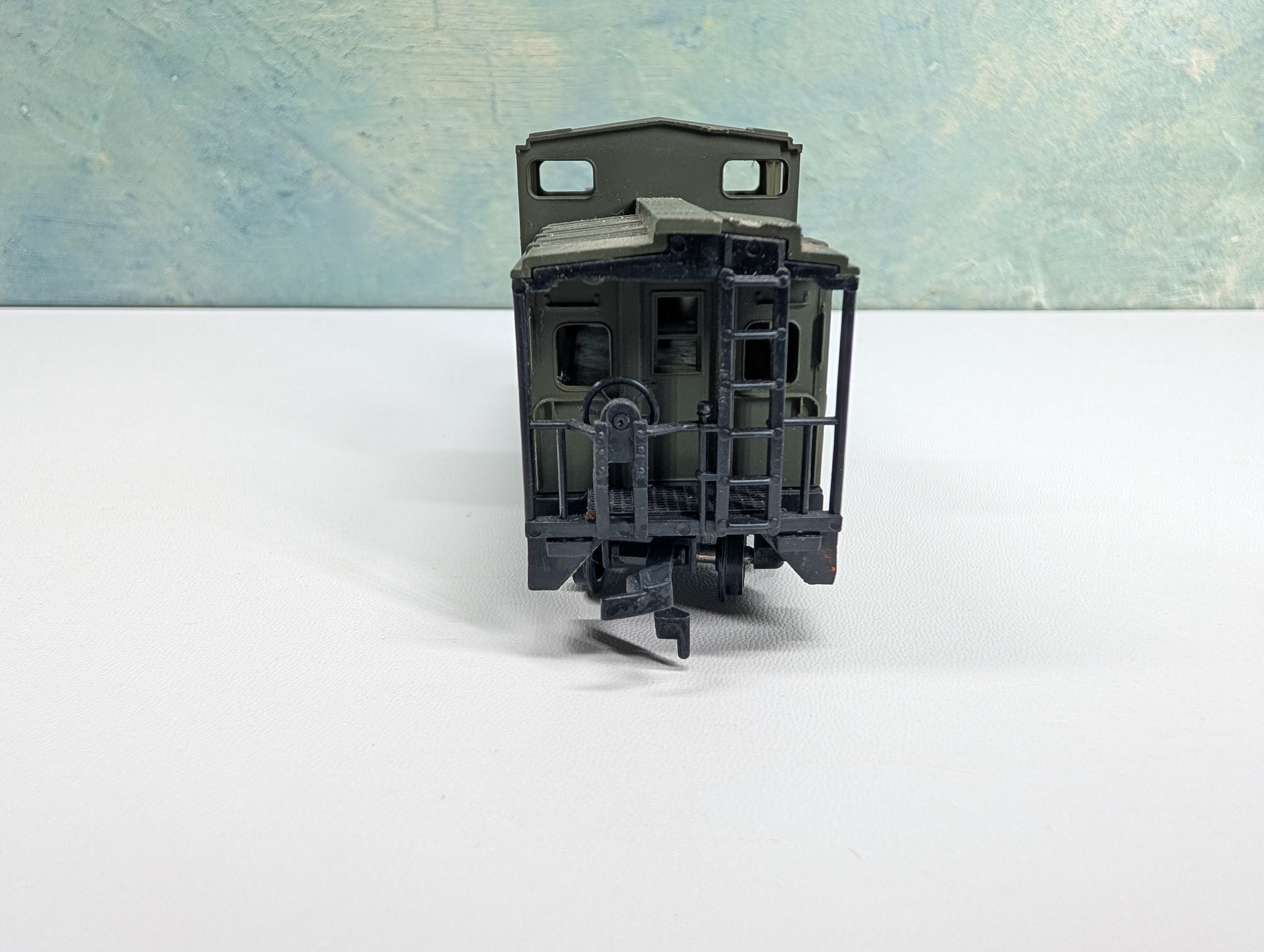 USED Cox HO Scale Caboose US Army #3658