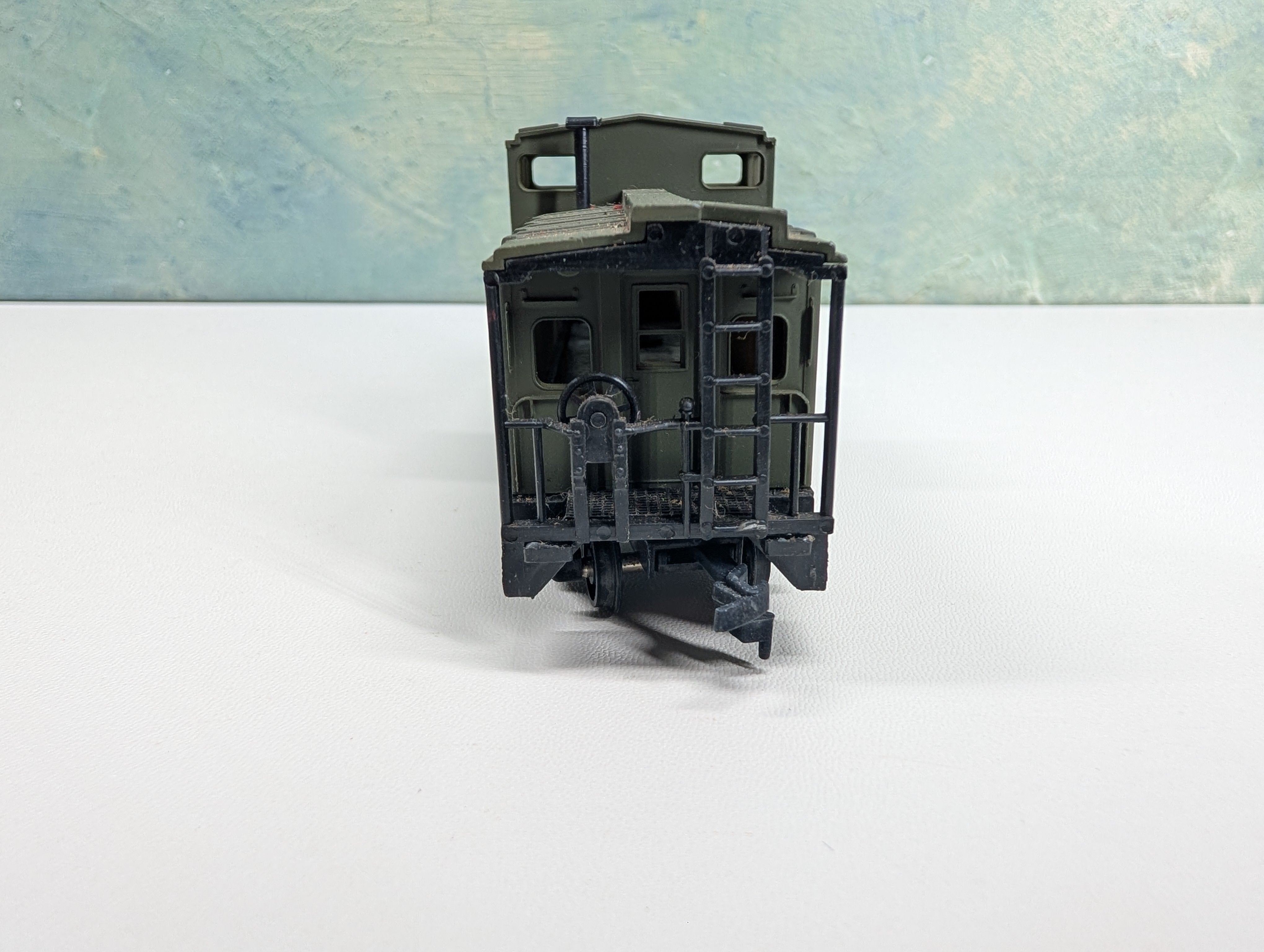 USED Cox HO Scale Caboose US Army #3658