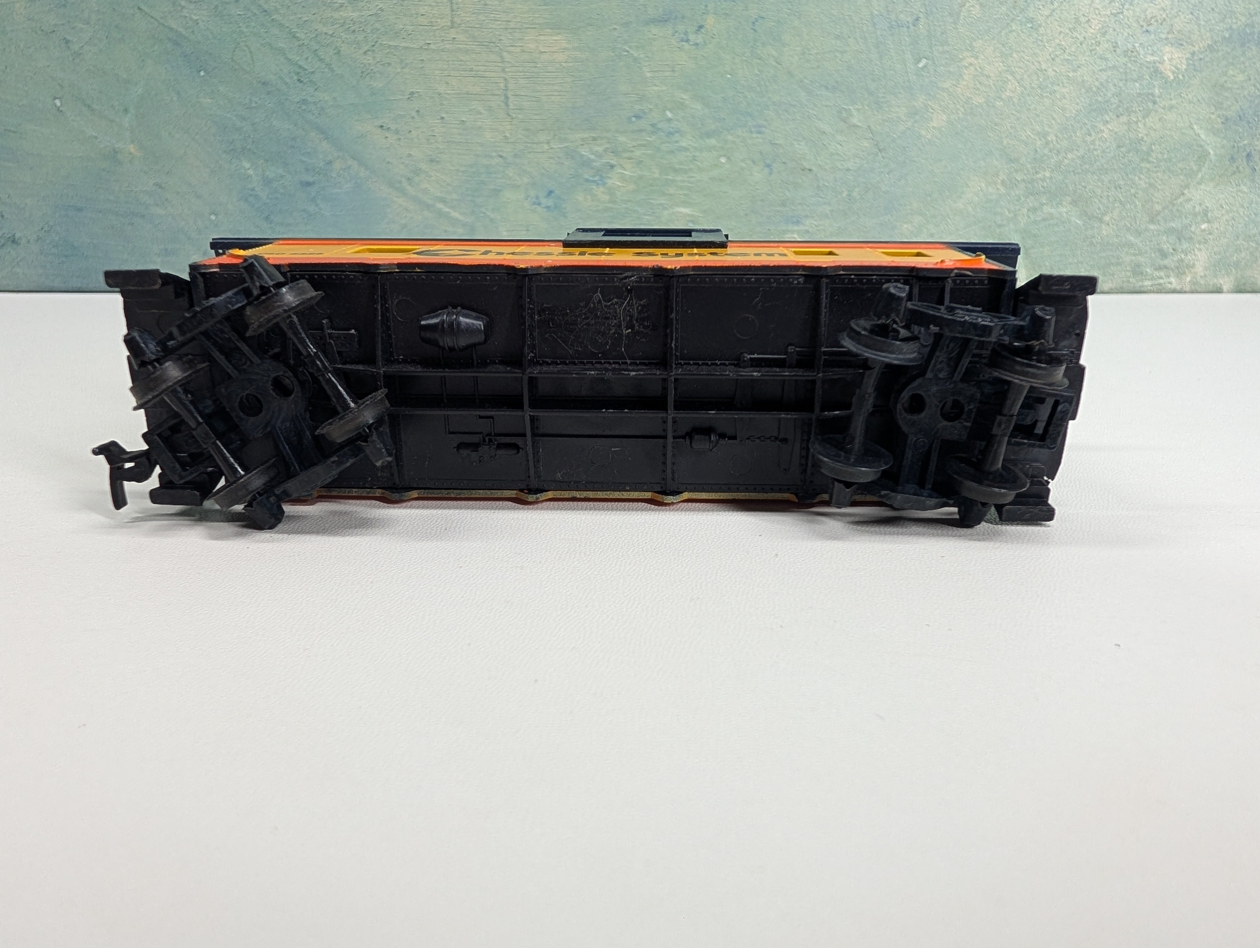 USED Tyco HO Scale Caboose Chessie System C&O #3323