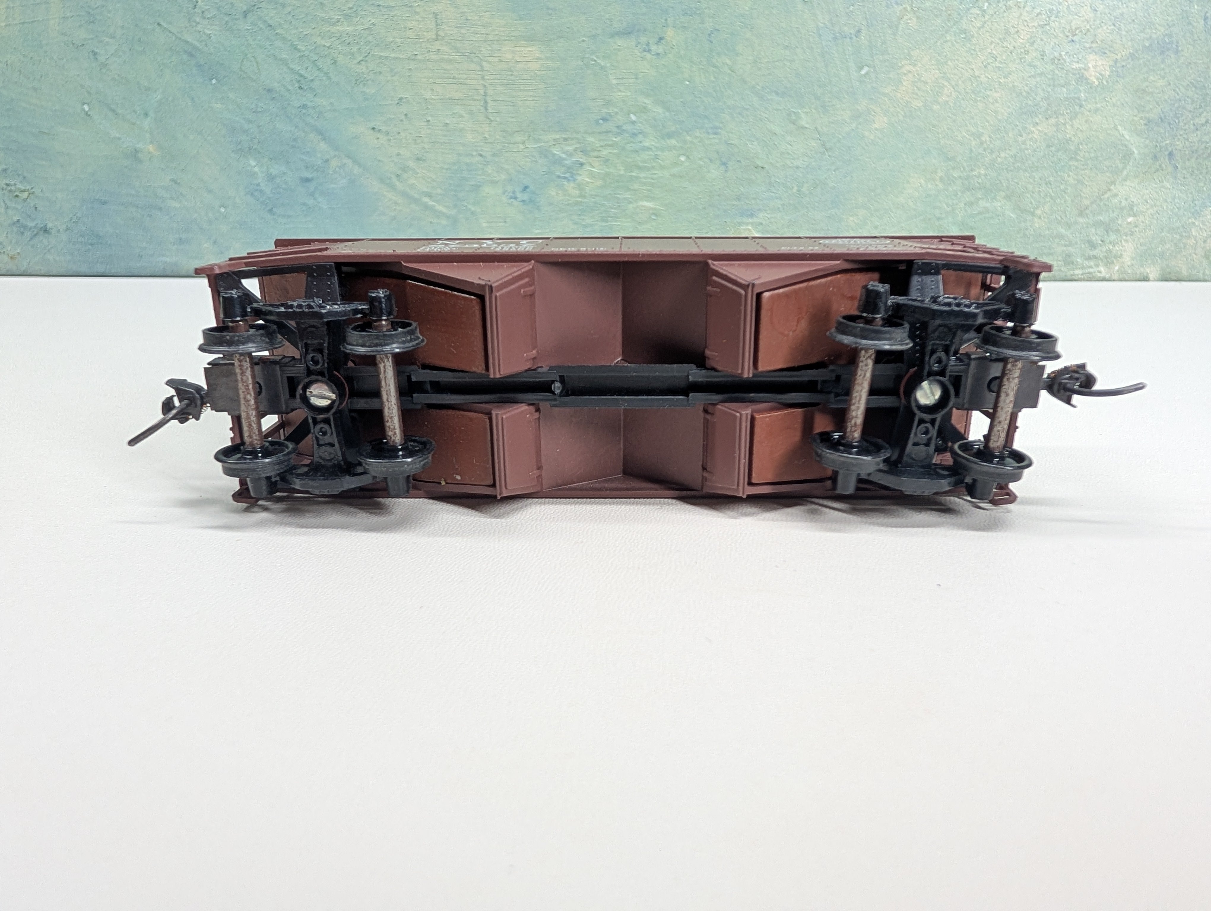 USED Athearn HO Scale 2 Bay Hopper w/ Load New York Central NYC #875037