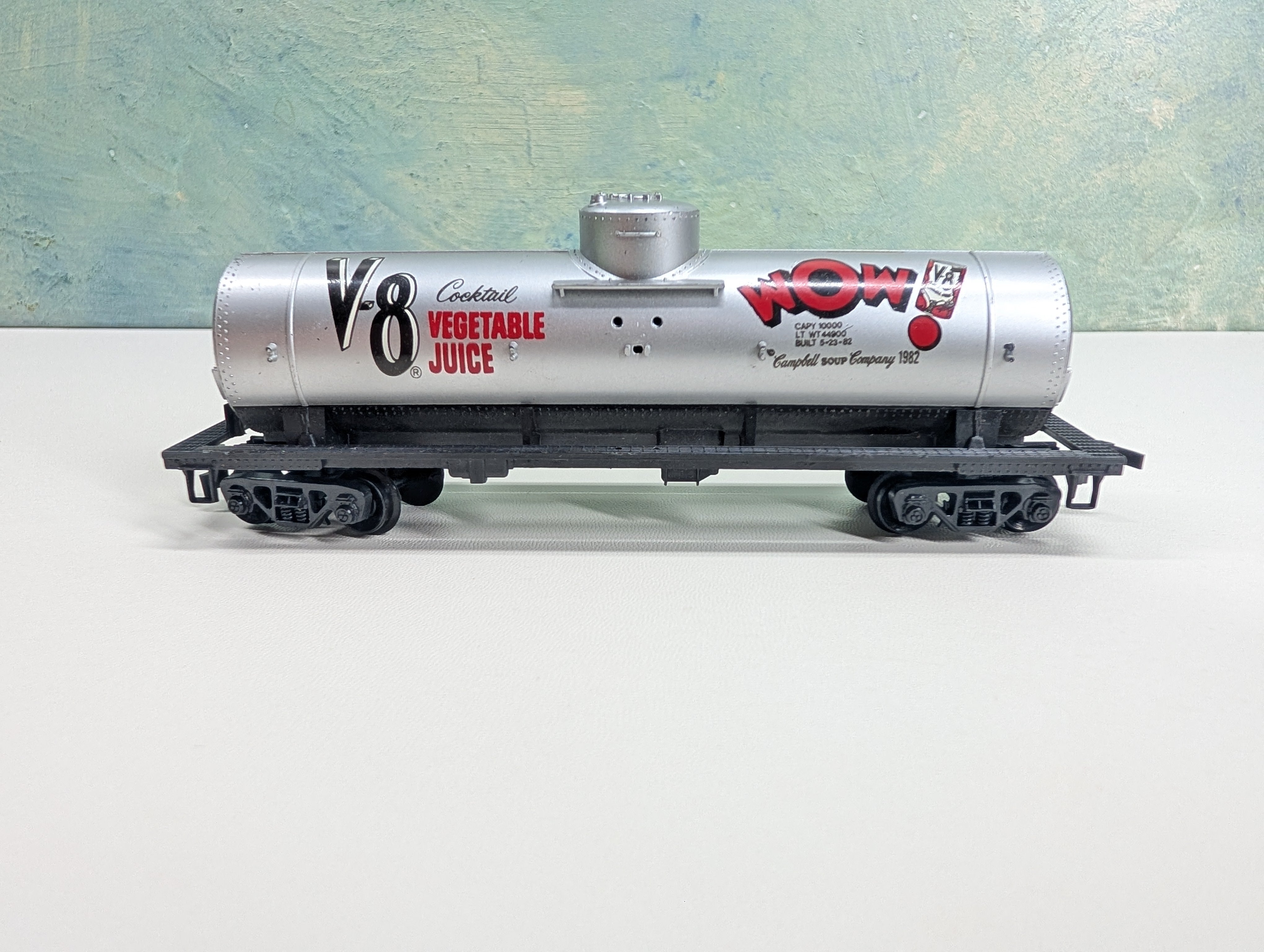 USED Life-Like HO Scale Single Dome Tank Car Campbell V-8
