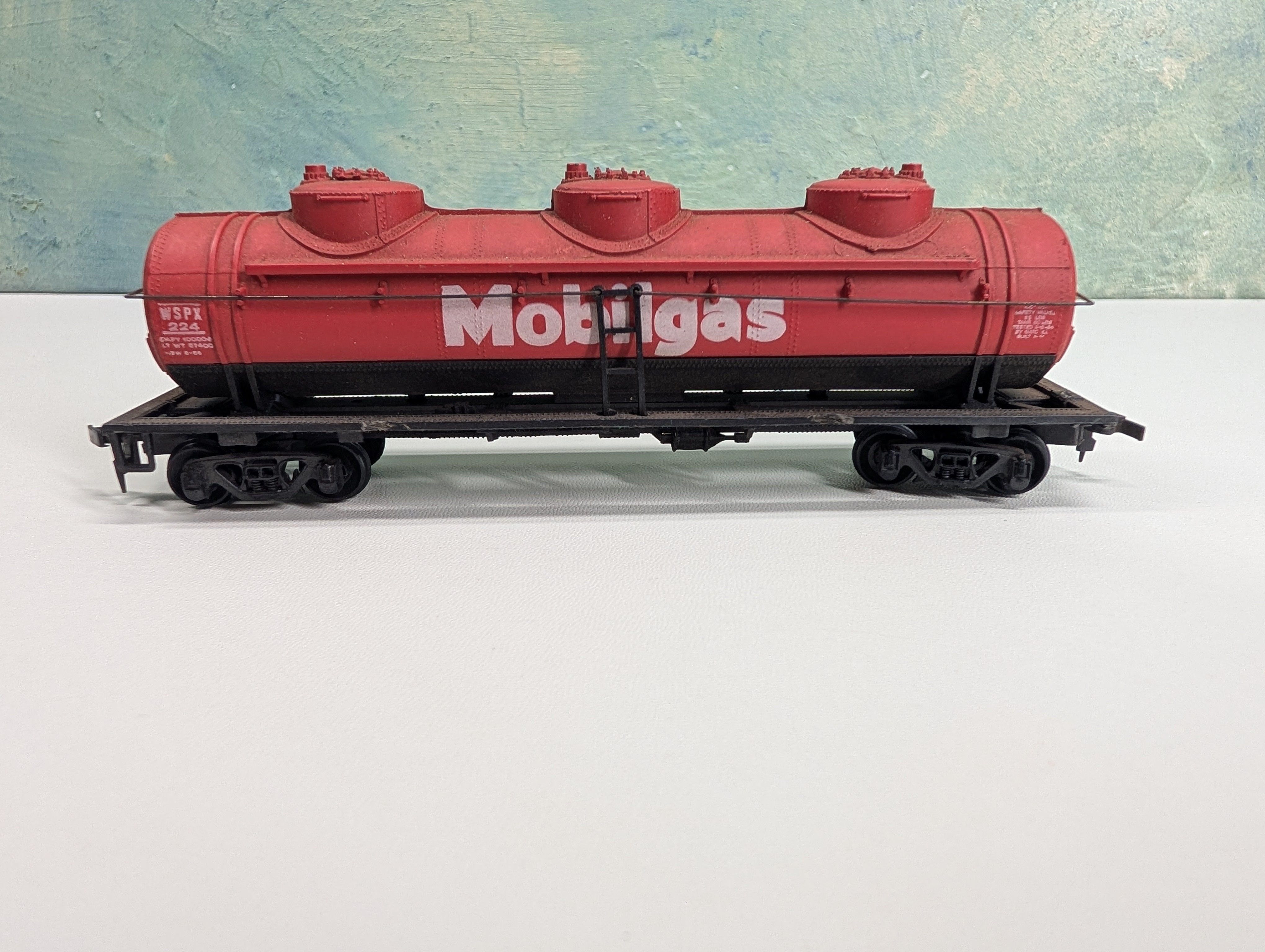 USED Bachmann HO Scale Triple Dome Tank Car Mobil WSPX #224