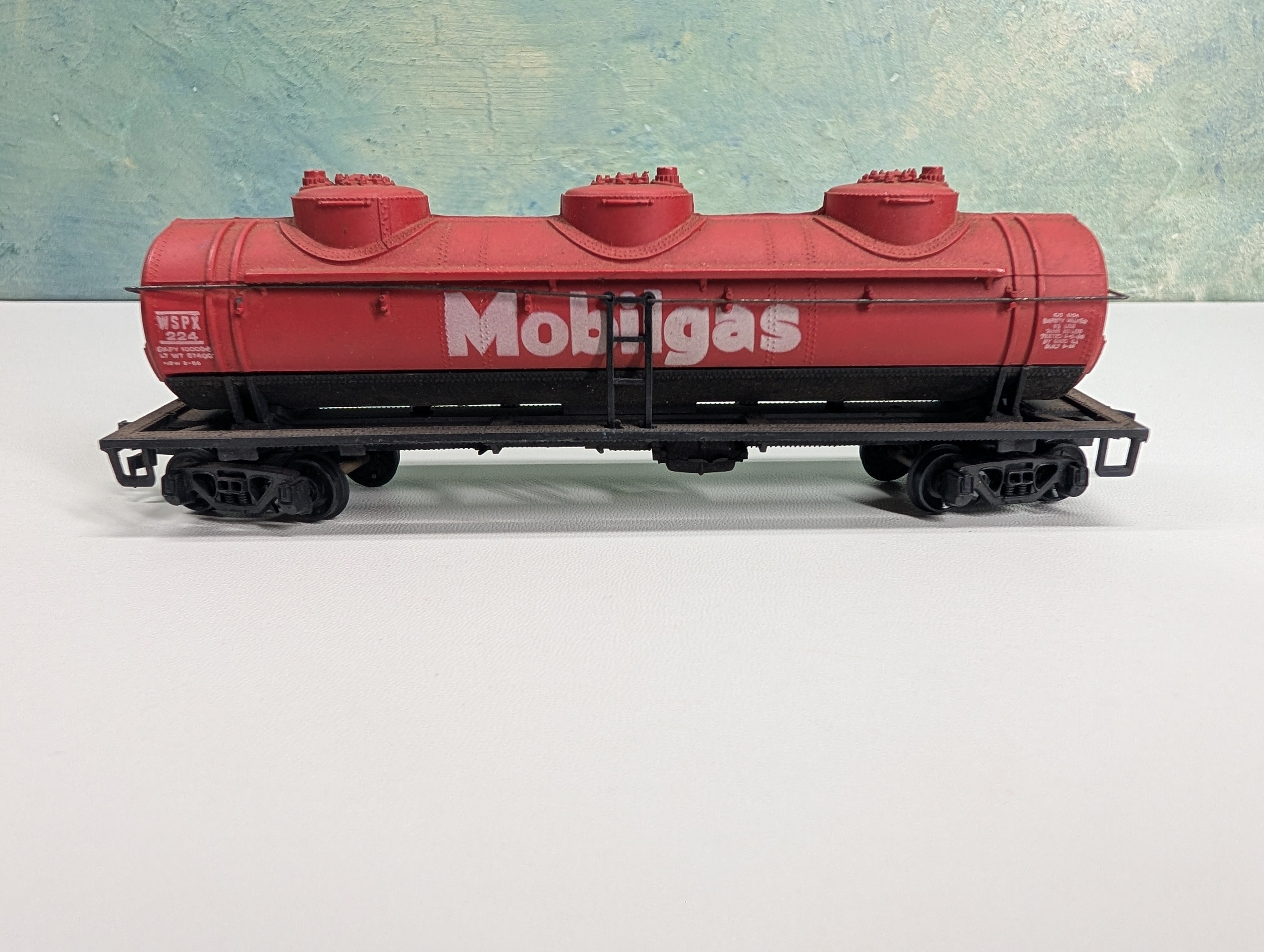 USED Bachmann HO Scale Triple Dome Tank Car Mobil WSPX #224
