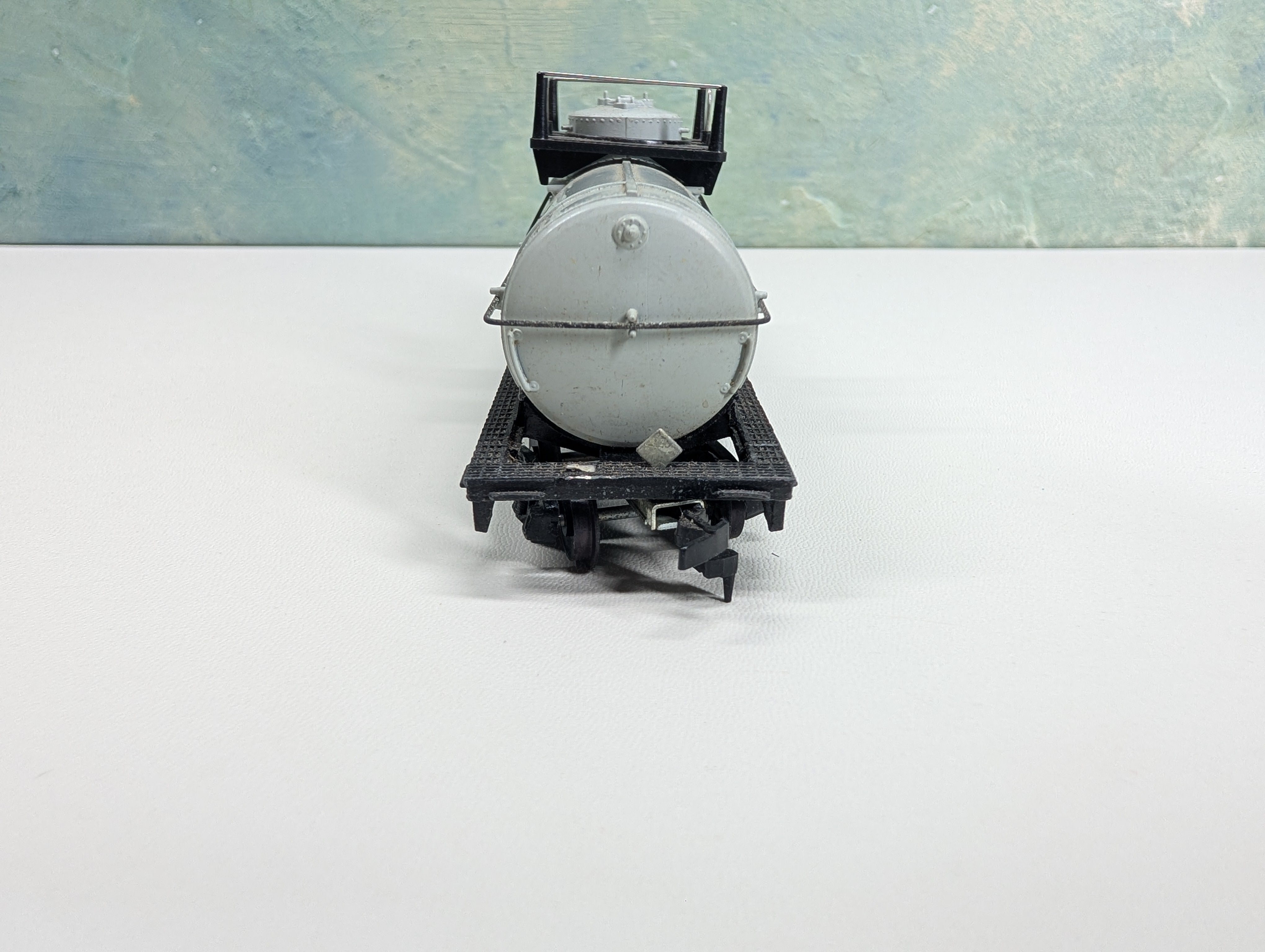 USED Mantua HO Scale Single Dome Chemical Tank Car Diamond Chemical GATX #74425