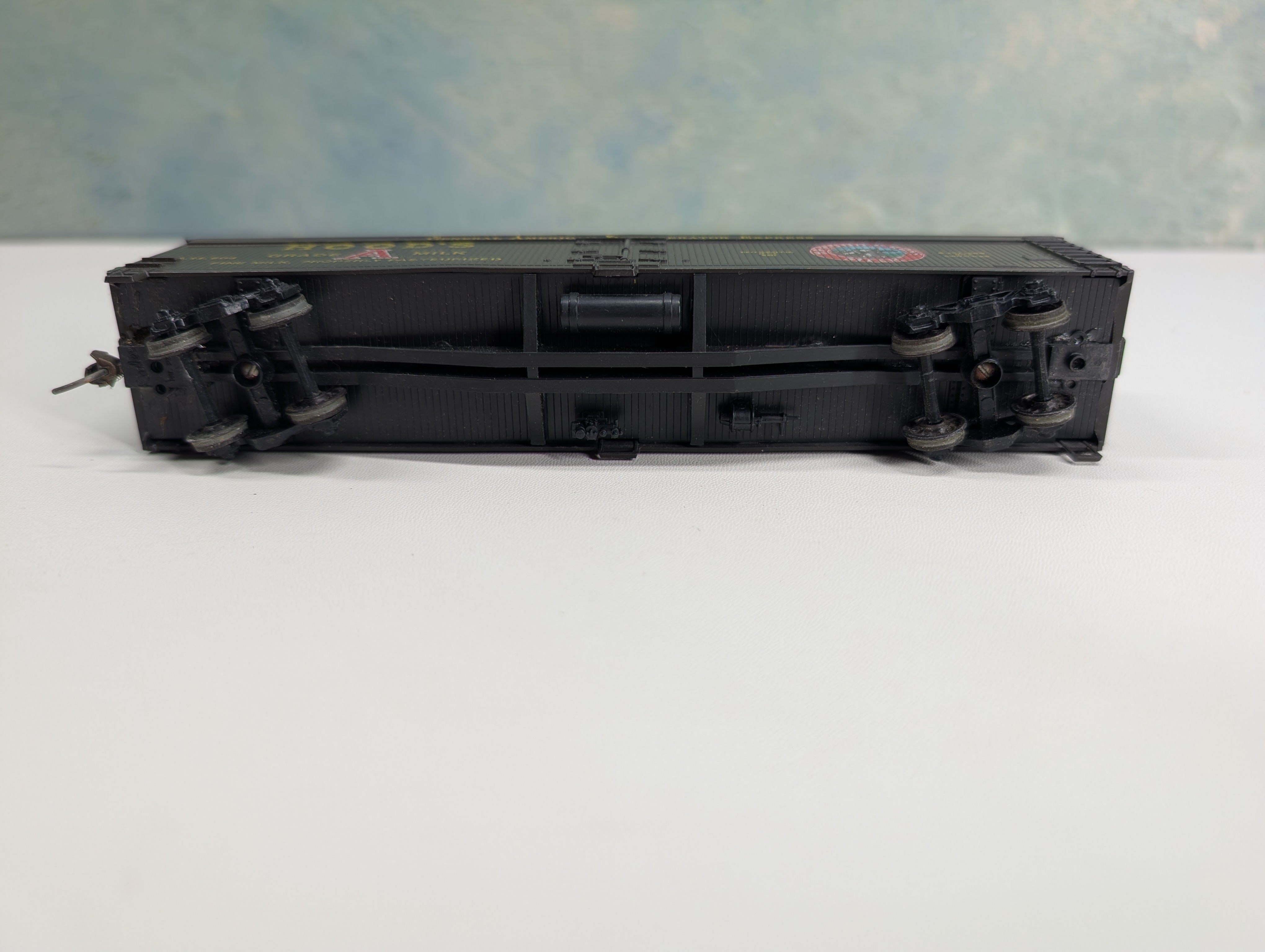 USED HO Scale 50' Express Reefer Milk Car General American GARE #803