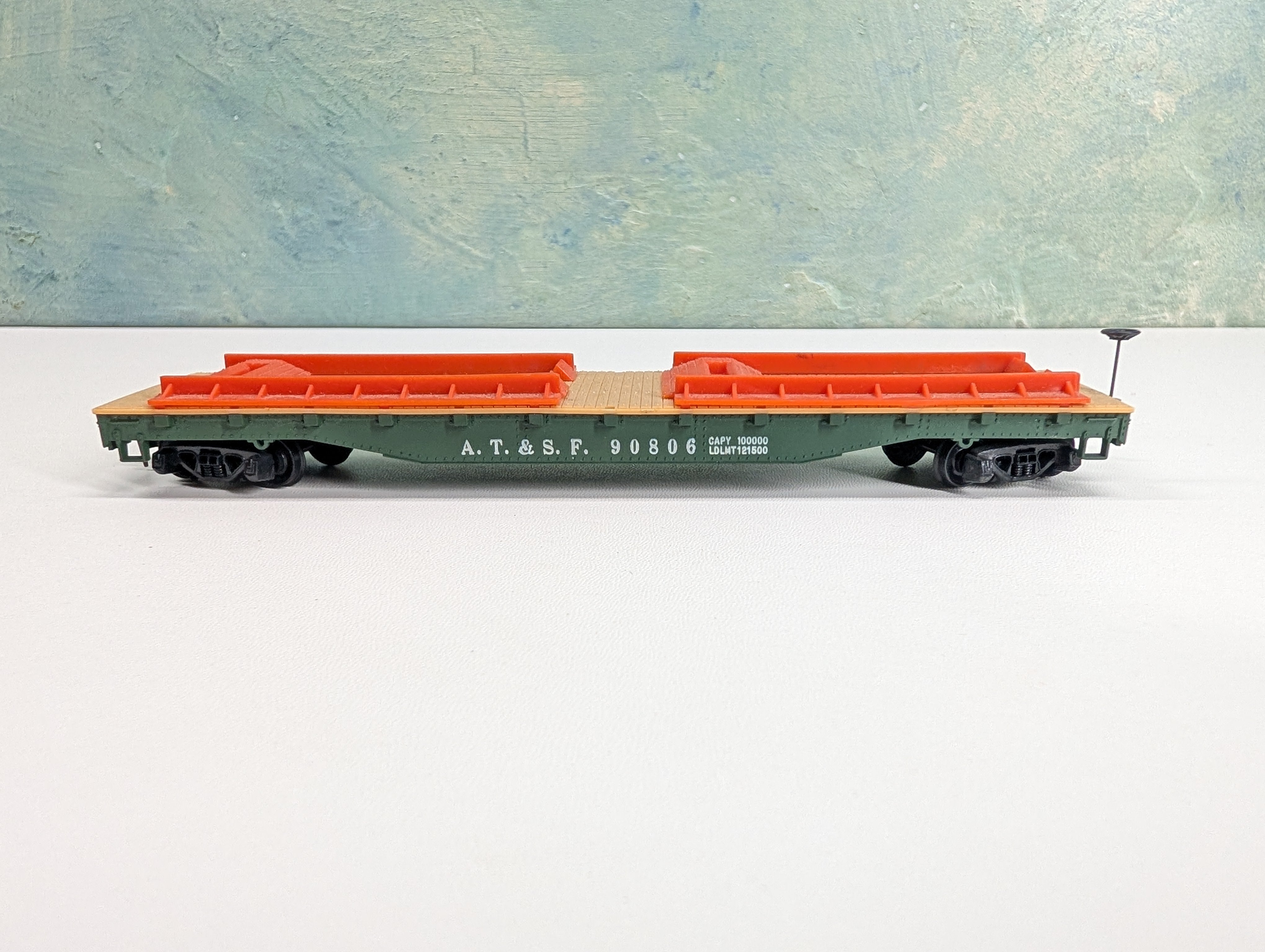 USED Mantua HO Scale 50' Trailer Flat Car w/ Brake Wheel! Santa Fe ATSF #90806