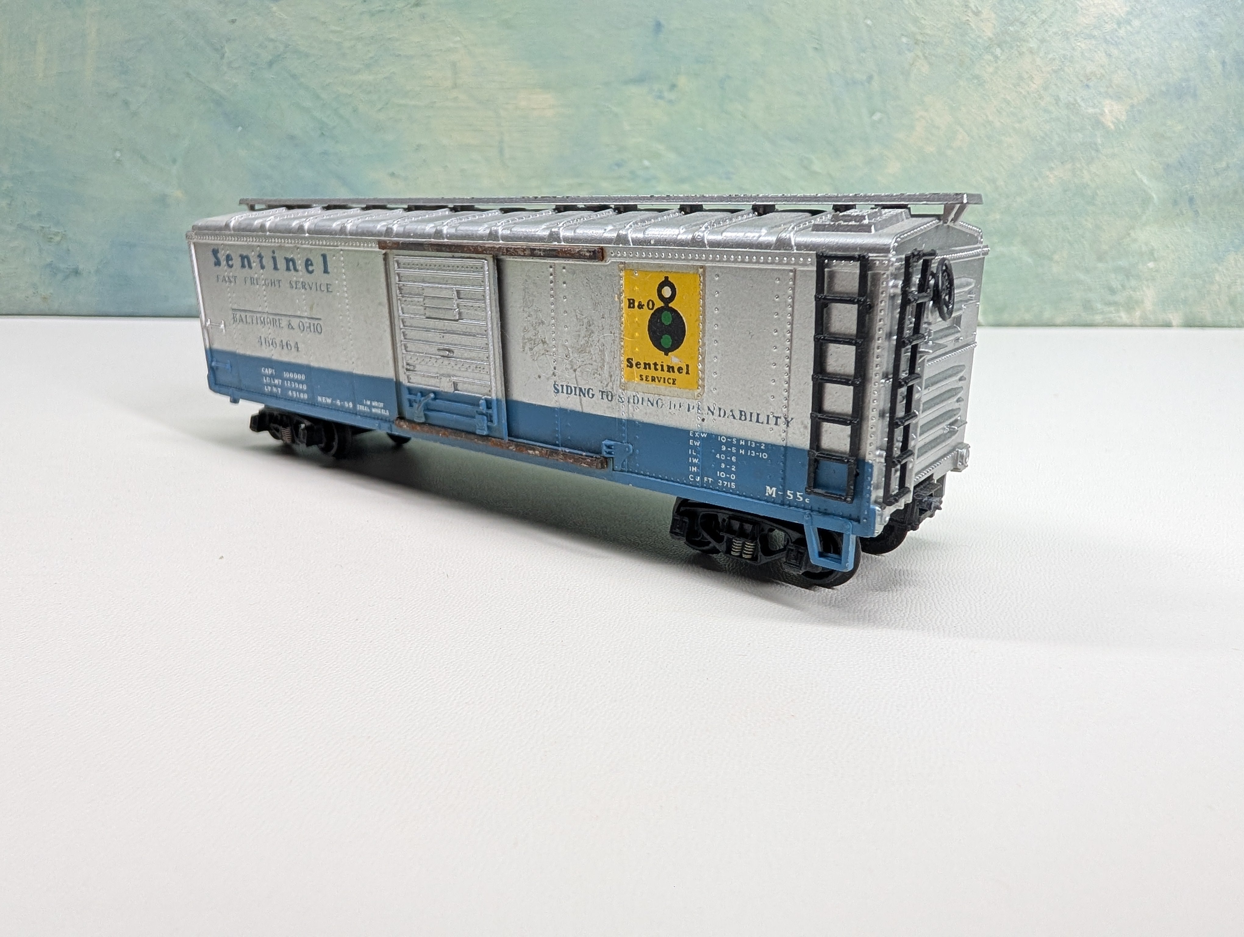 USED Rivarossi HO Scale 40' Box Car Baltimore and Ohio B&O #466464