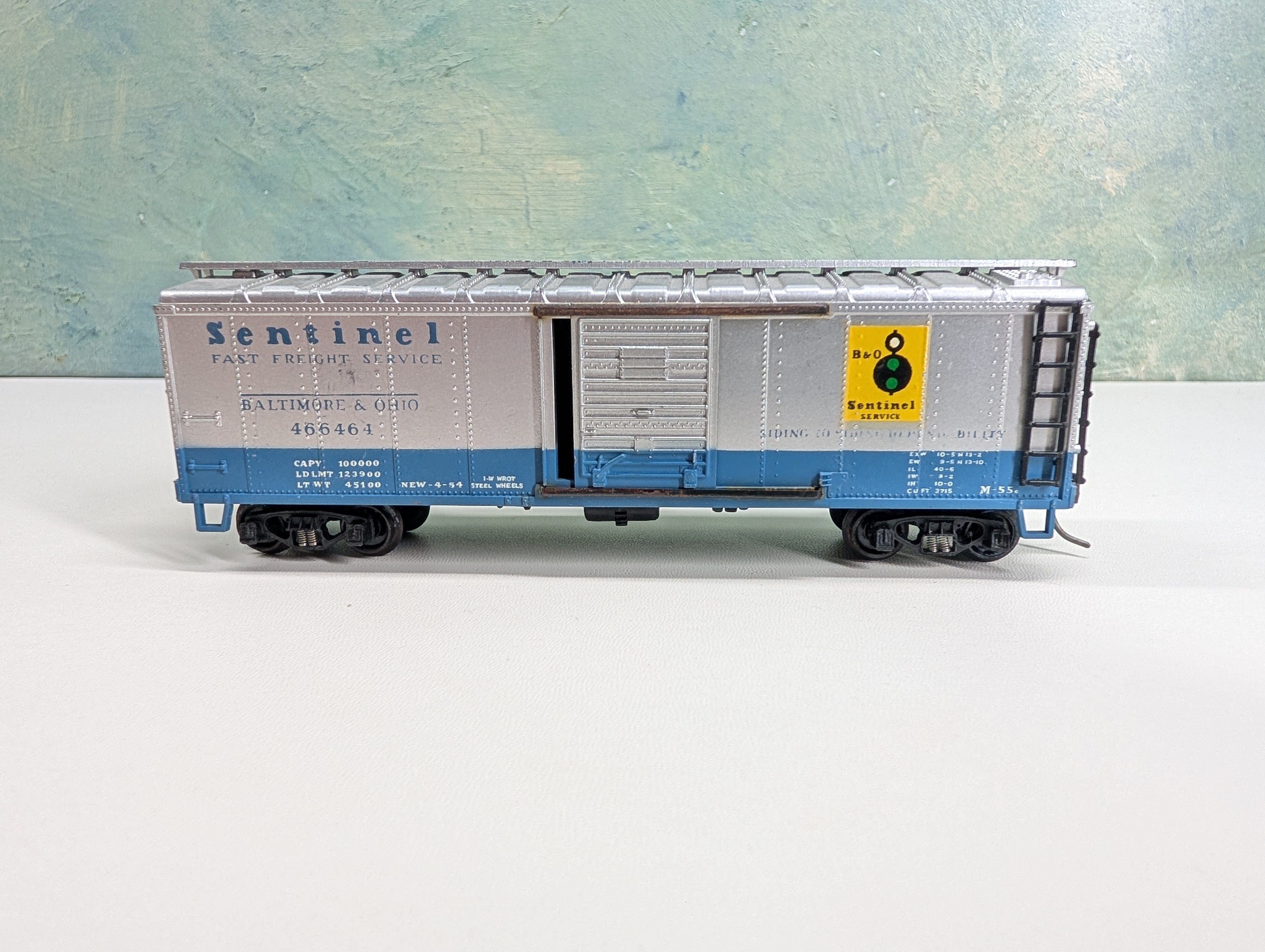 USED Rivarossi HO Scale 40' Box Car Baltimore and Ohio B&O #466464