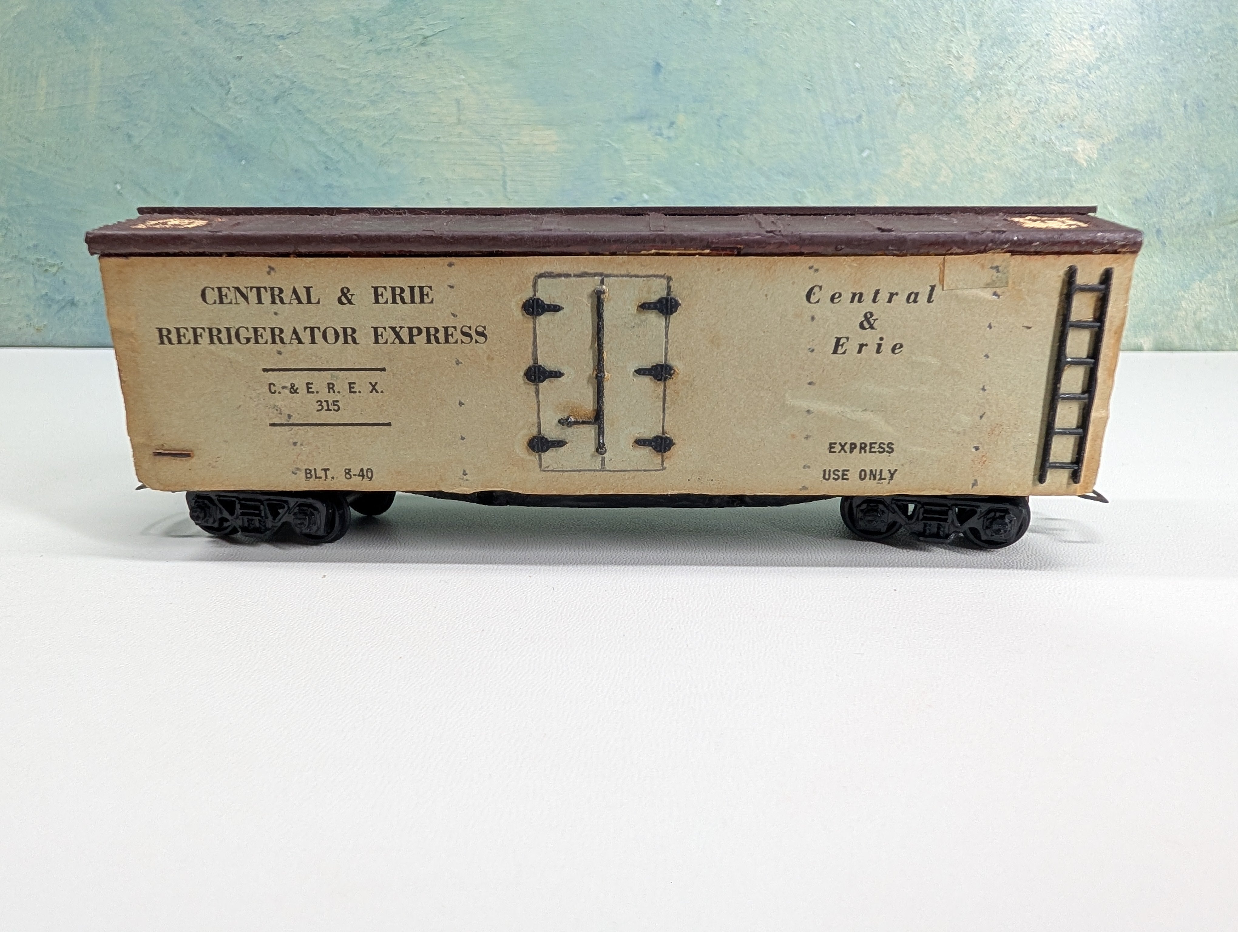 USED HO Scale Wood Kit 40' Reefer Box Car Central & Erie C&EREX #315