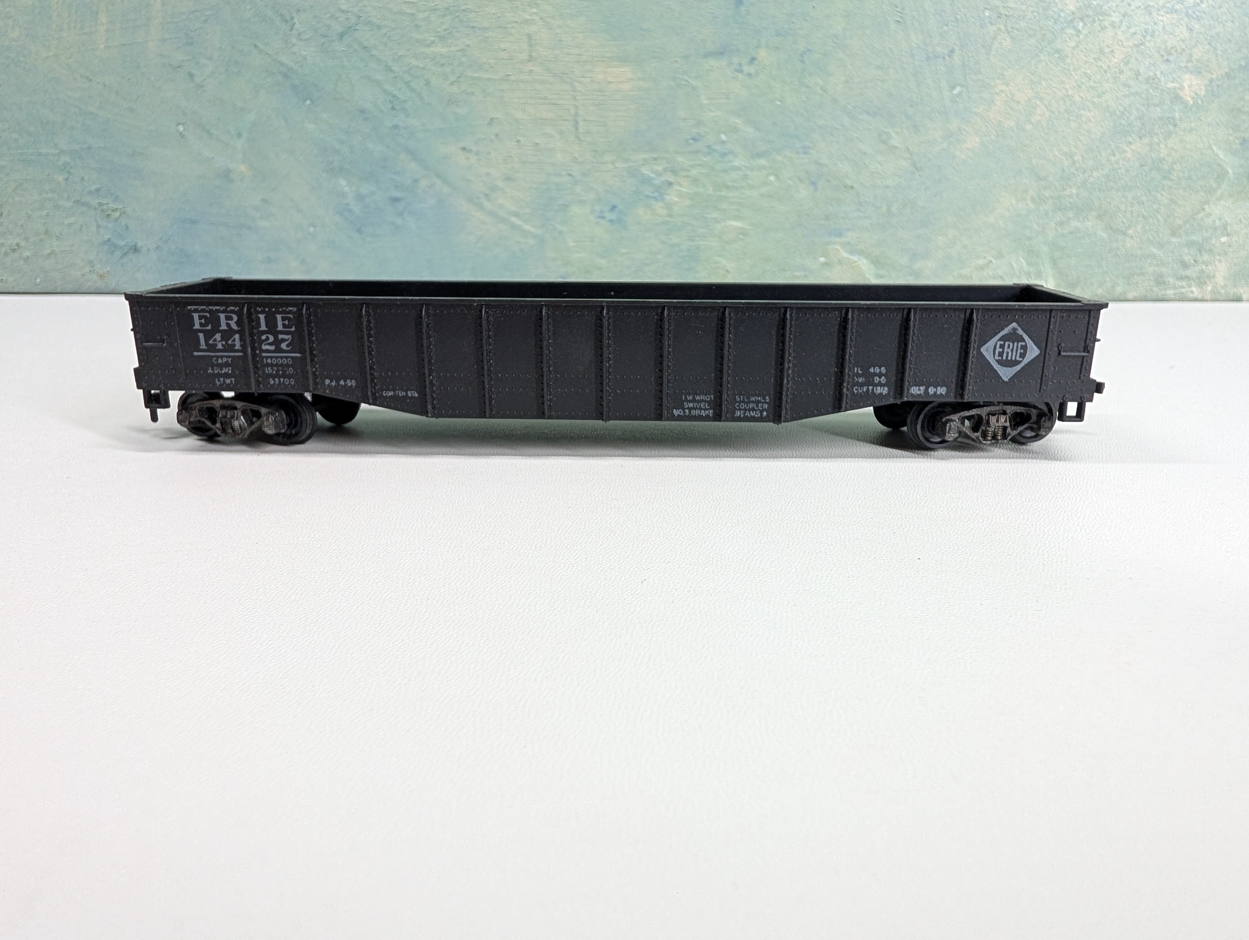 USED Athearn HO Scale 50' Gondola Erie #14427