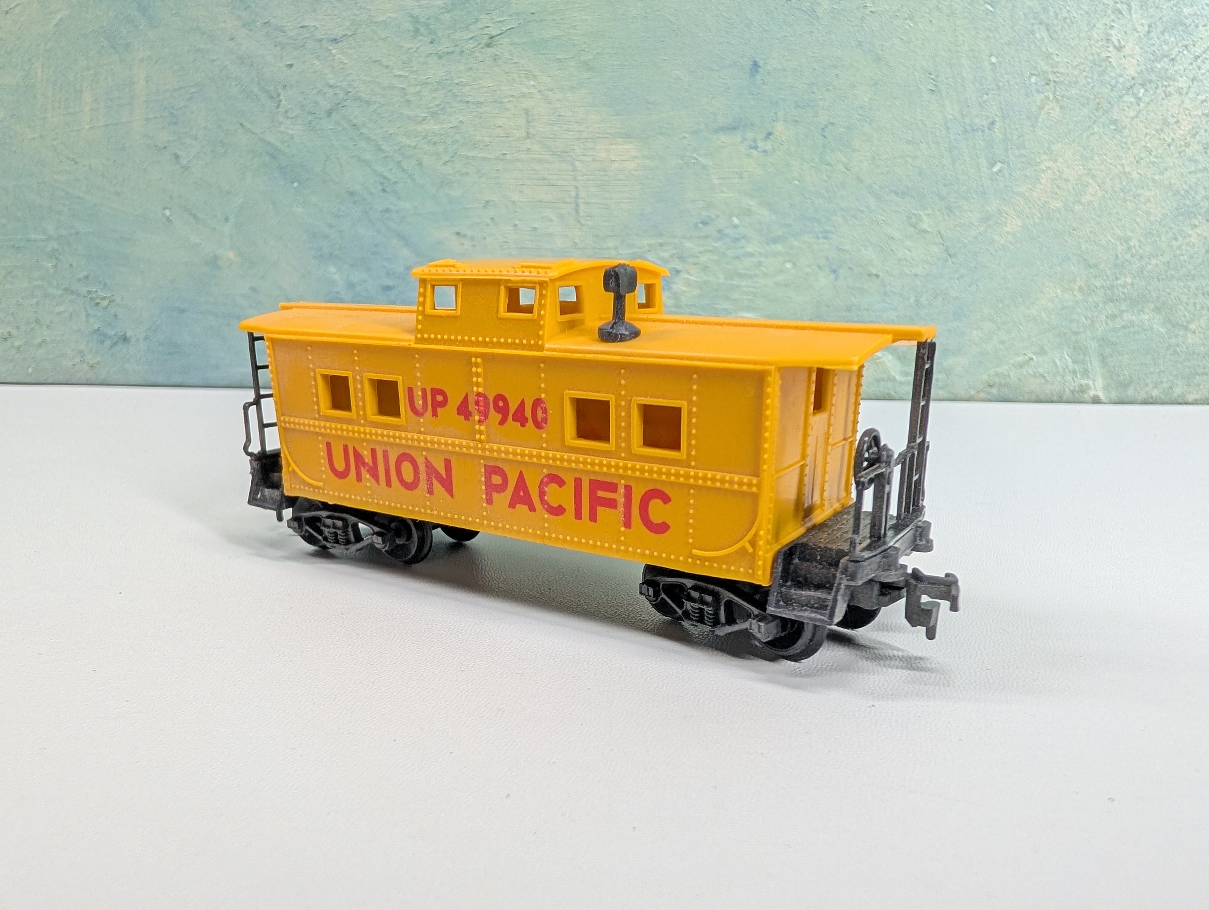 USED Life-Like HO Scale Caboose Union Pacific UP #49940