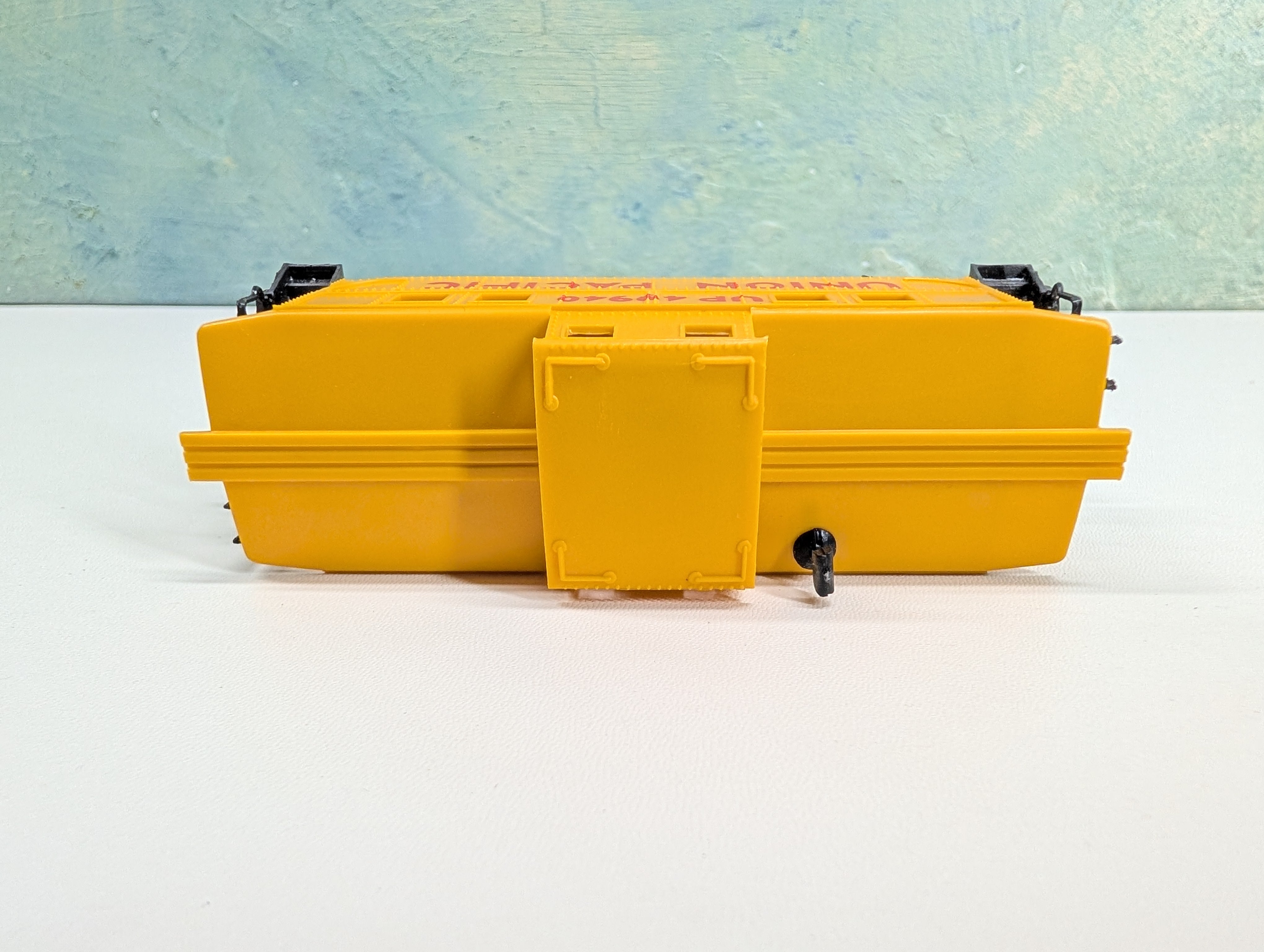 USED Life-Like HO Scale Caboose Union Pacific UP #49940