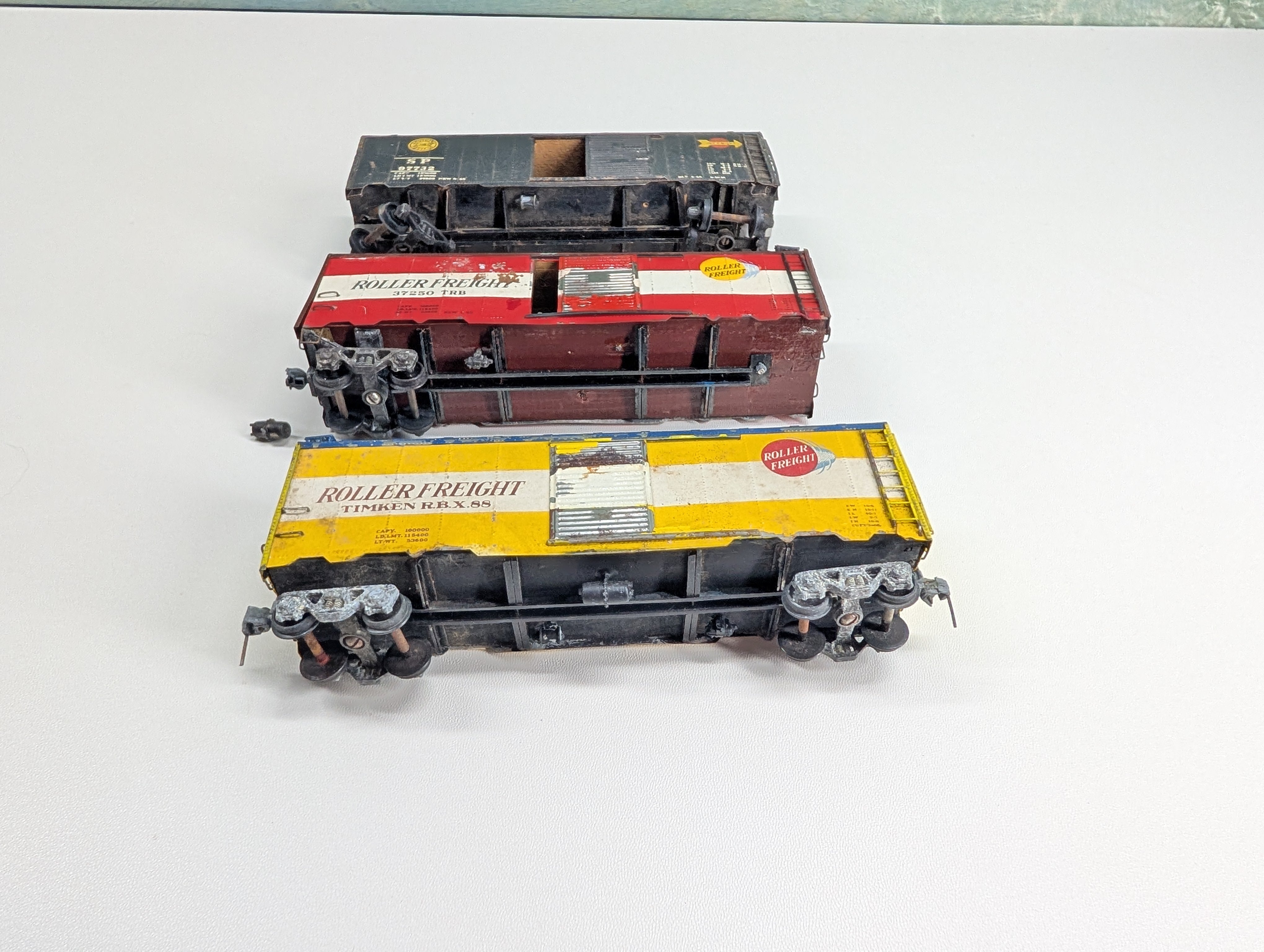 USED HO Scale Lot of Metal 40' Box Car Assembled Kits (SP, Timken Roller) (3 pcs)
