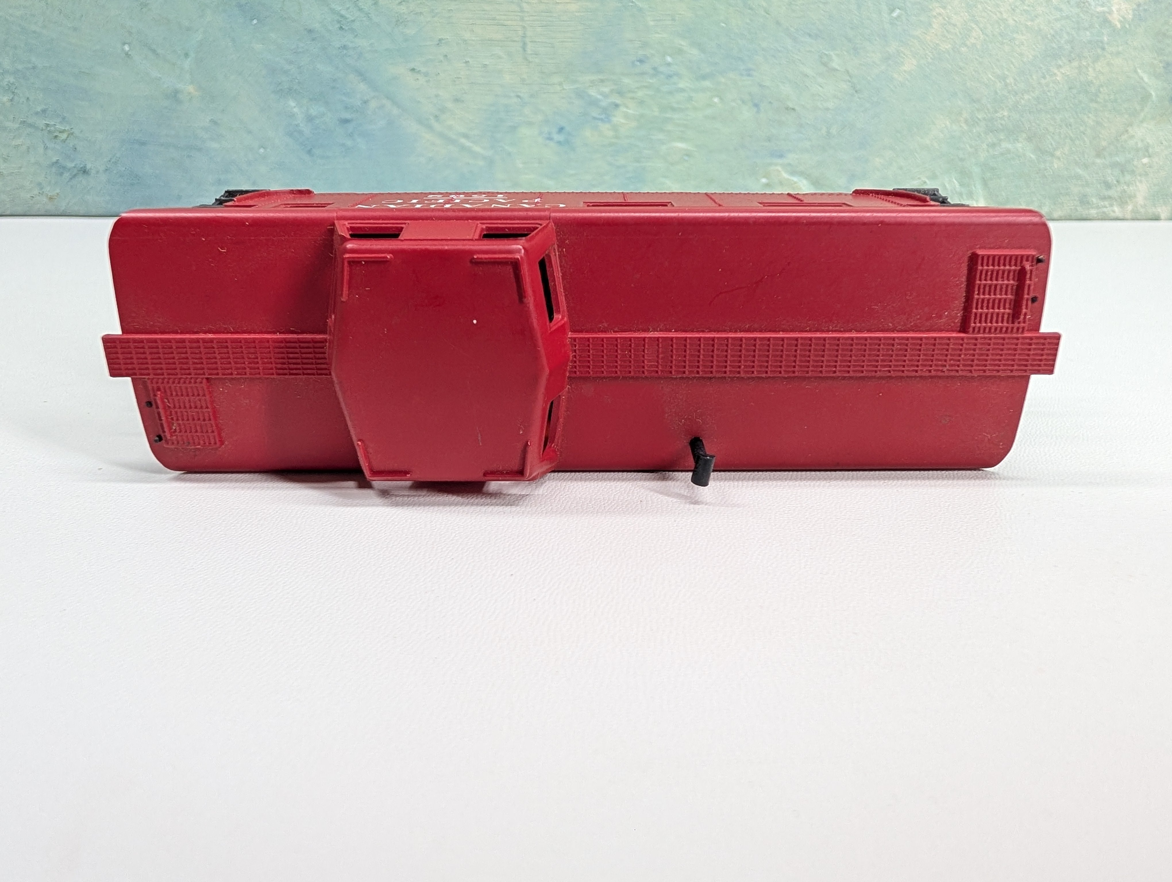 USED Mantua HO Scale Caboose Canadian Pacific CP #1592