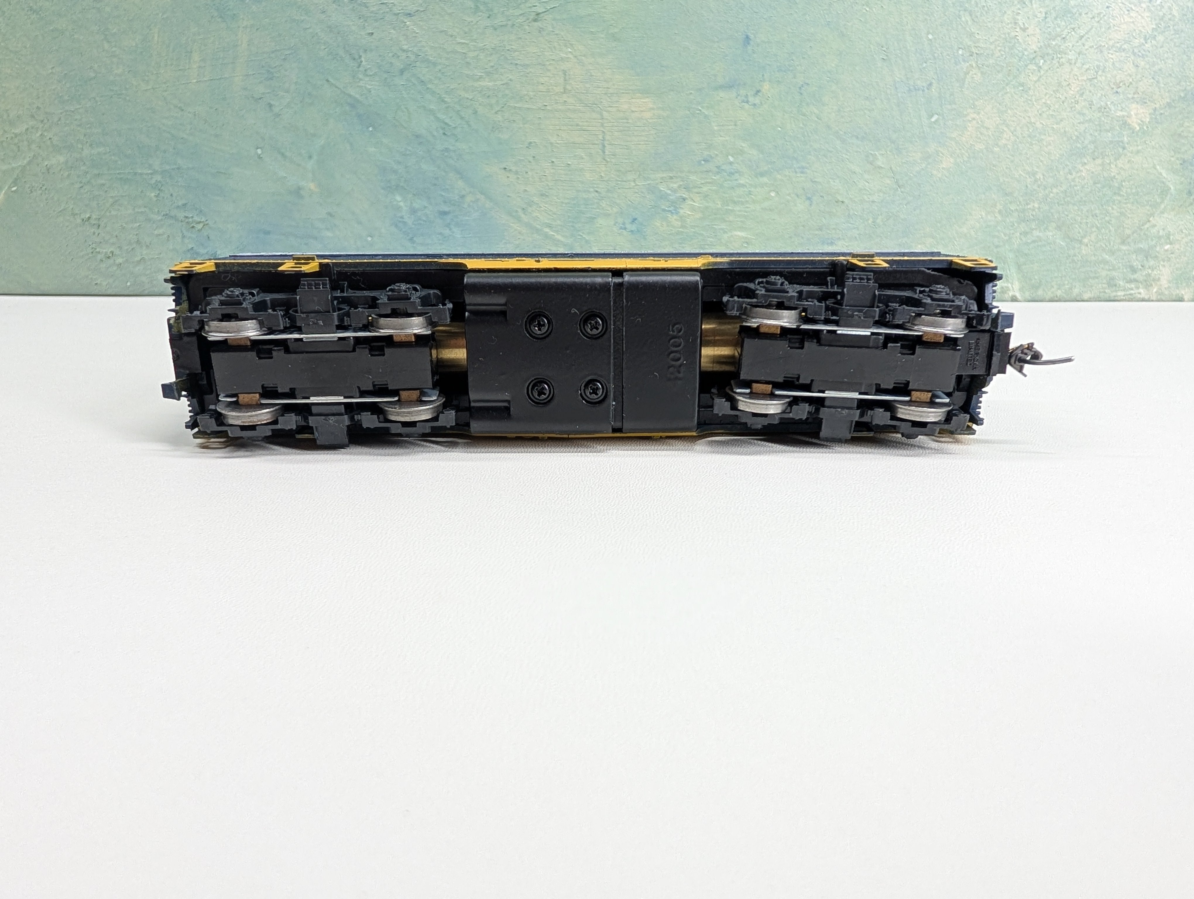 USED Athearn 3228 HO Scale F7B Super Power Diesel Locomotive Chesapeake and Ohio C&O #7512 Runs Great DC