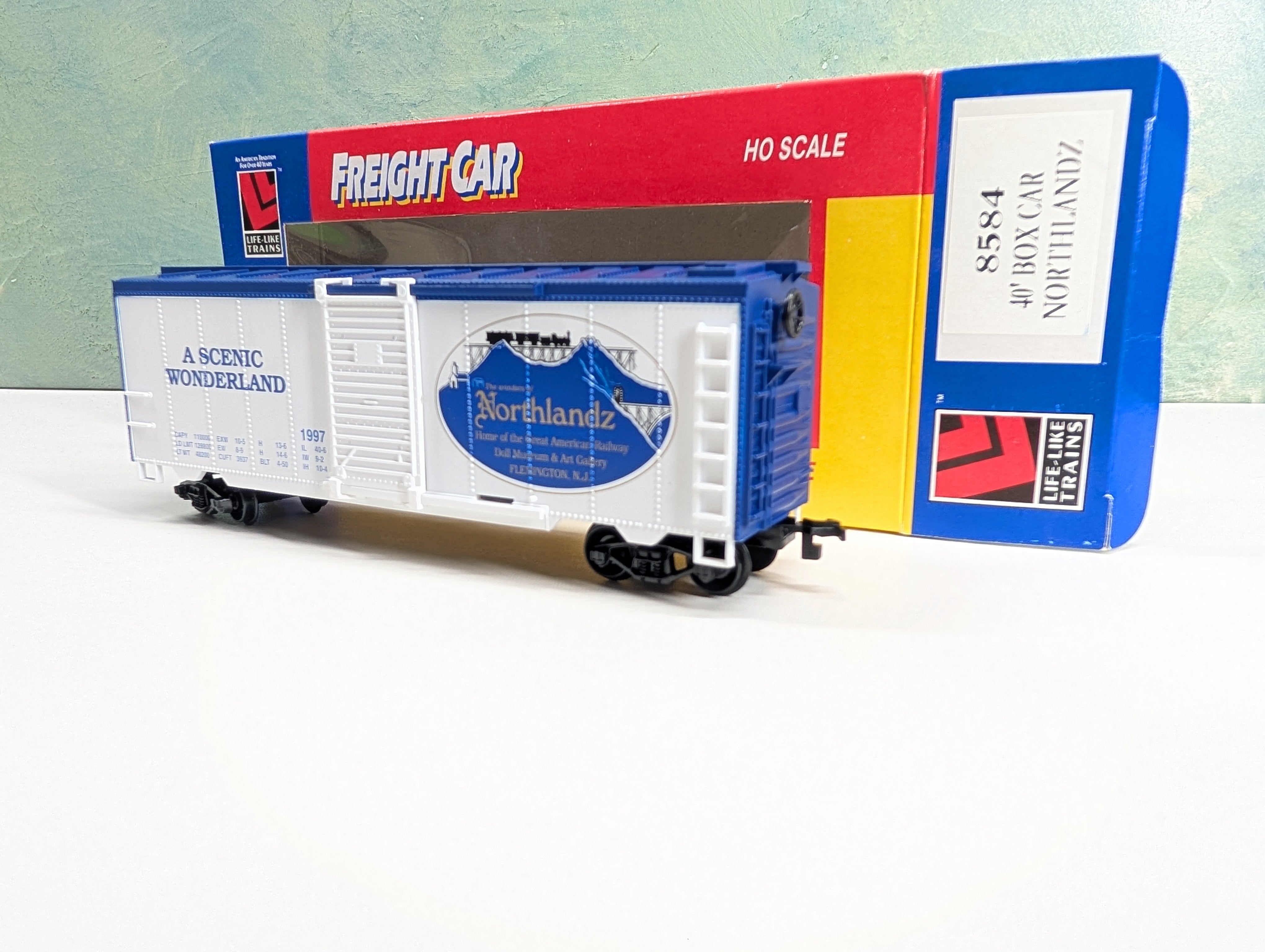 USED Life-Like 8584 HO Scale 40' Box Car Northlandz