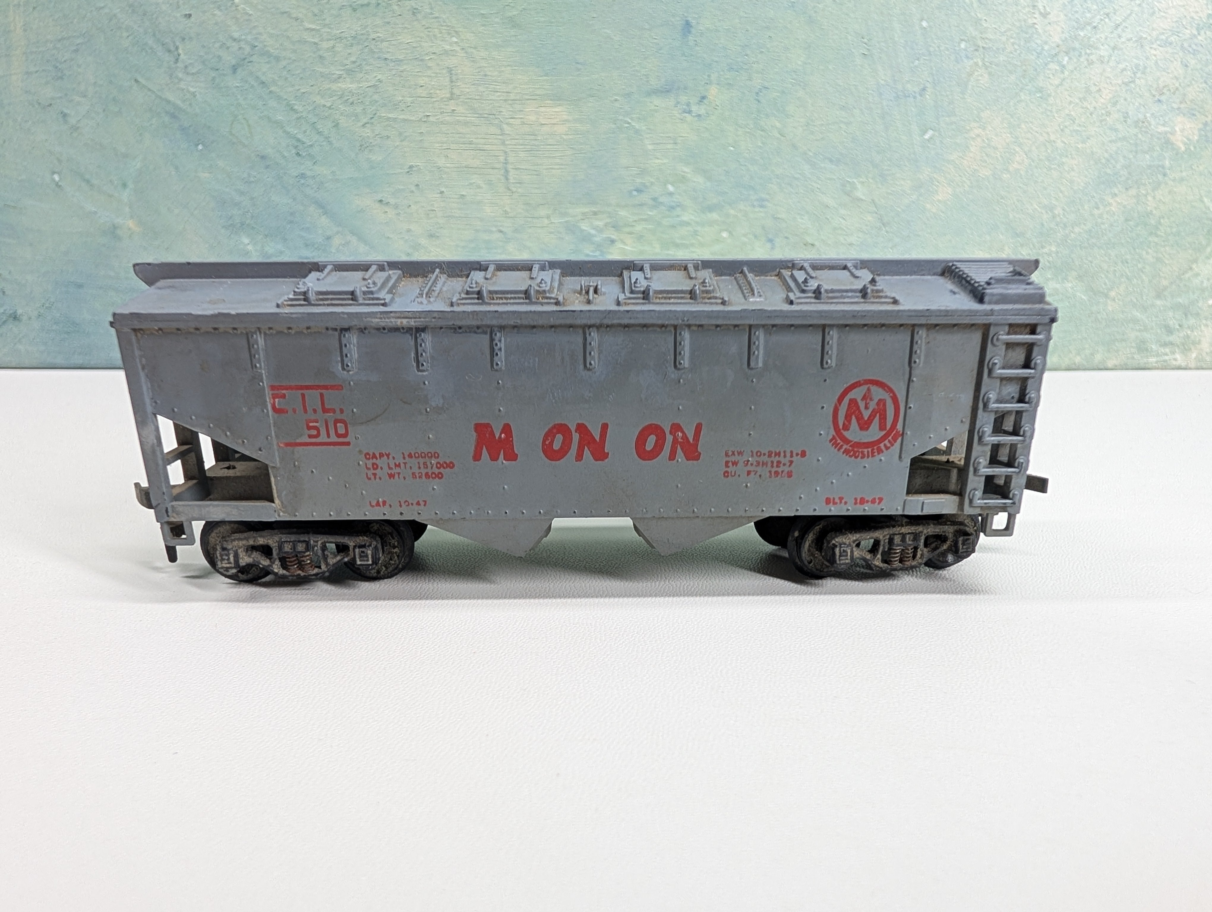 USED Gilbert HO Scale 2 Bay Covered Hopper Monon CIL #510