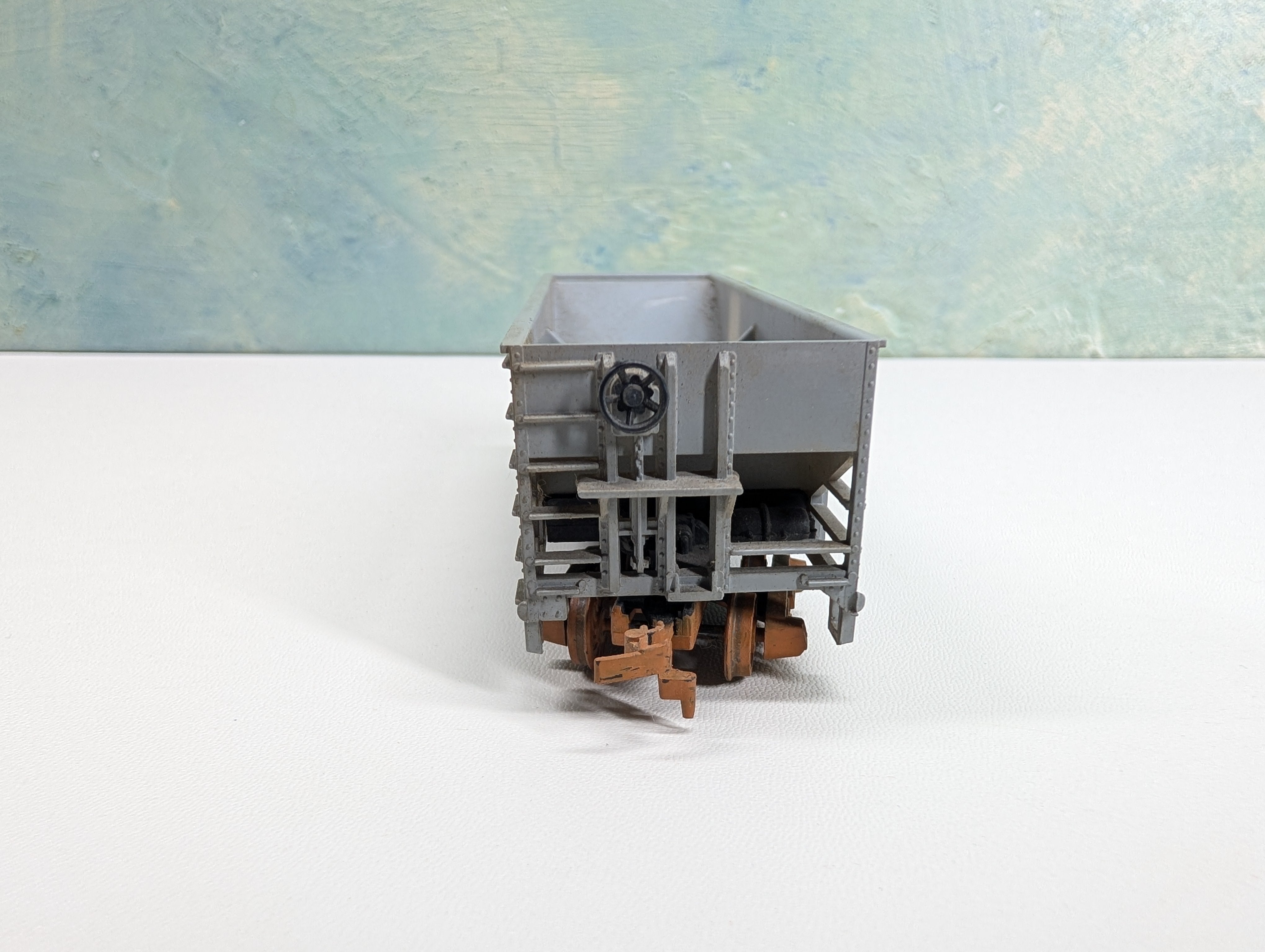 USED Tyco HO Scale 2 Bay Operating Hopper Undecorated Gray Custom