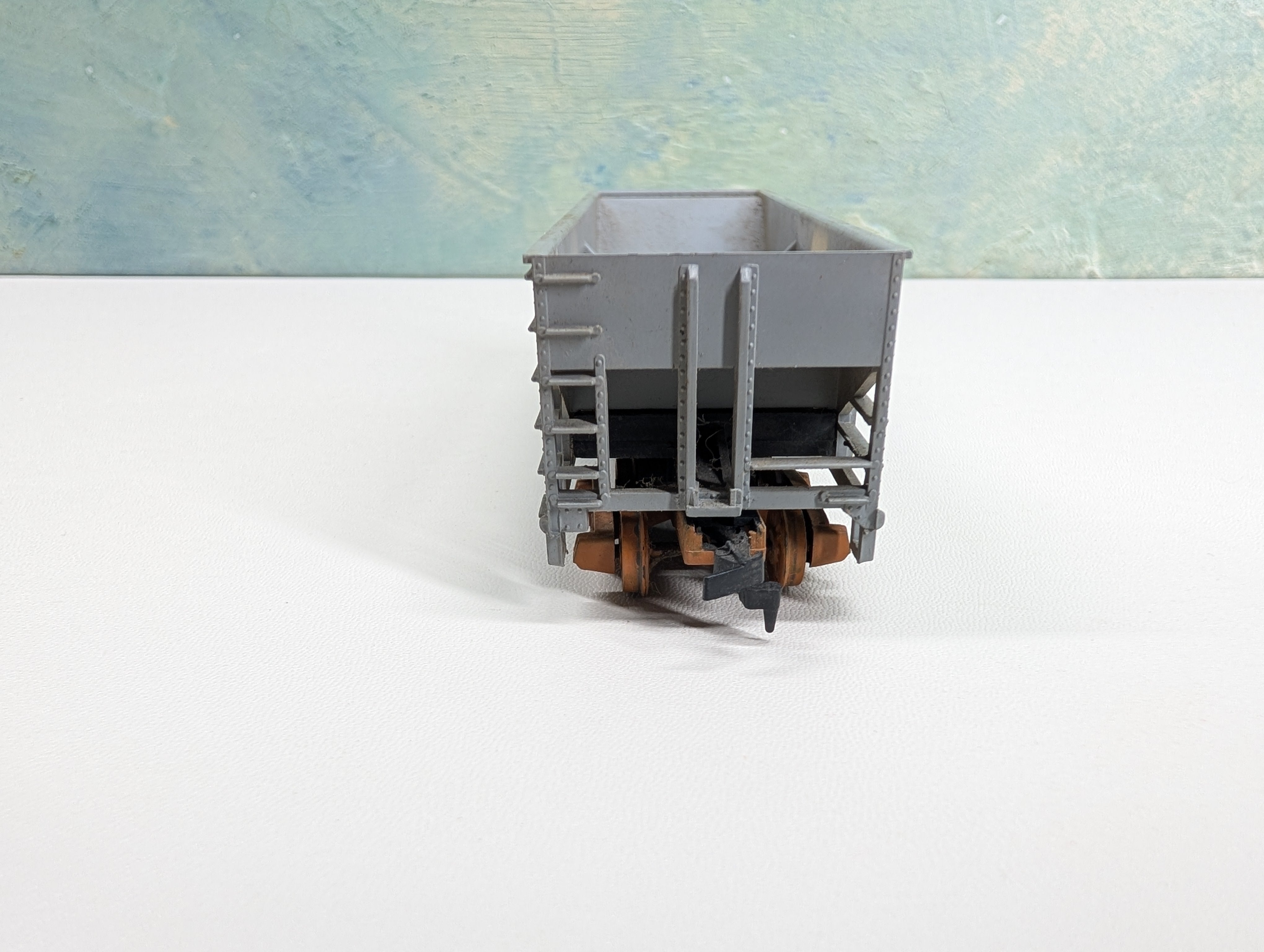 USED Tyco HO Scale 2 Bay Operating Hopper Undecorated Gray Custom
