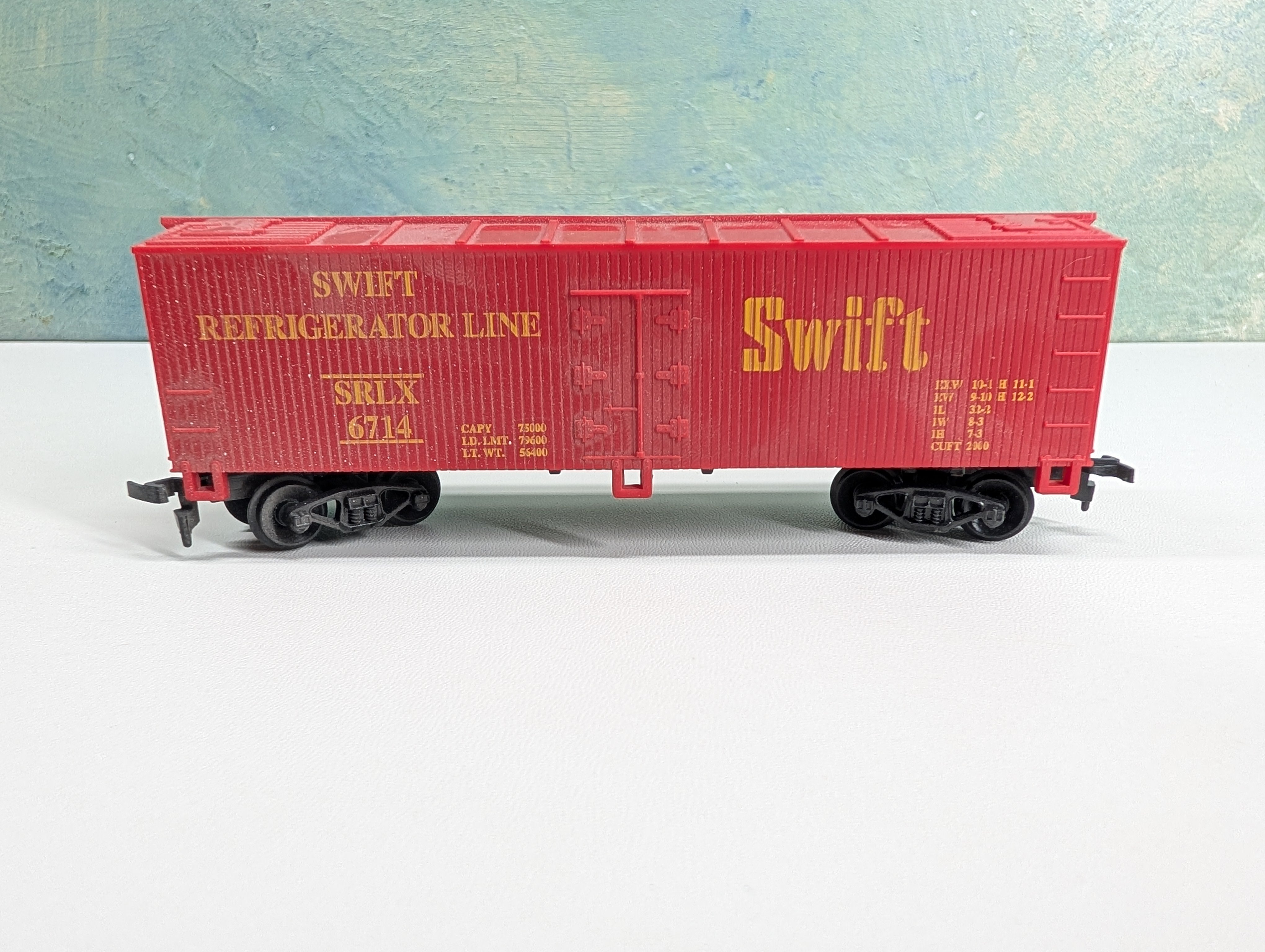 USED Life-Like HO Scale 38' Wooden Reefer Box Car Swift Refrigerator Line SRLX #6714