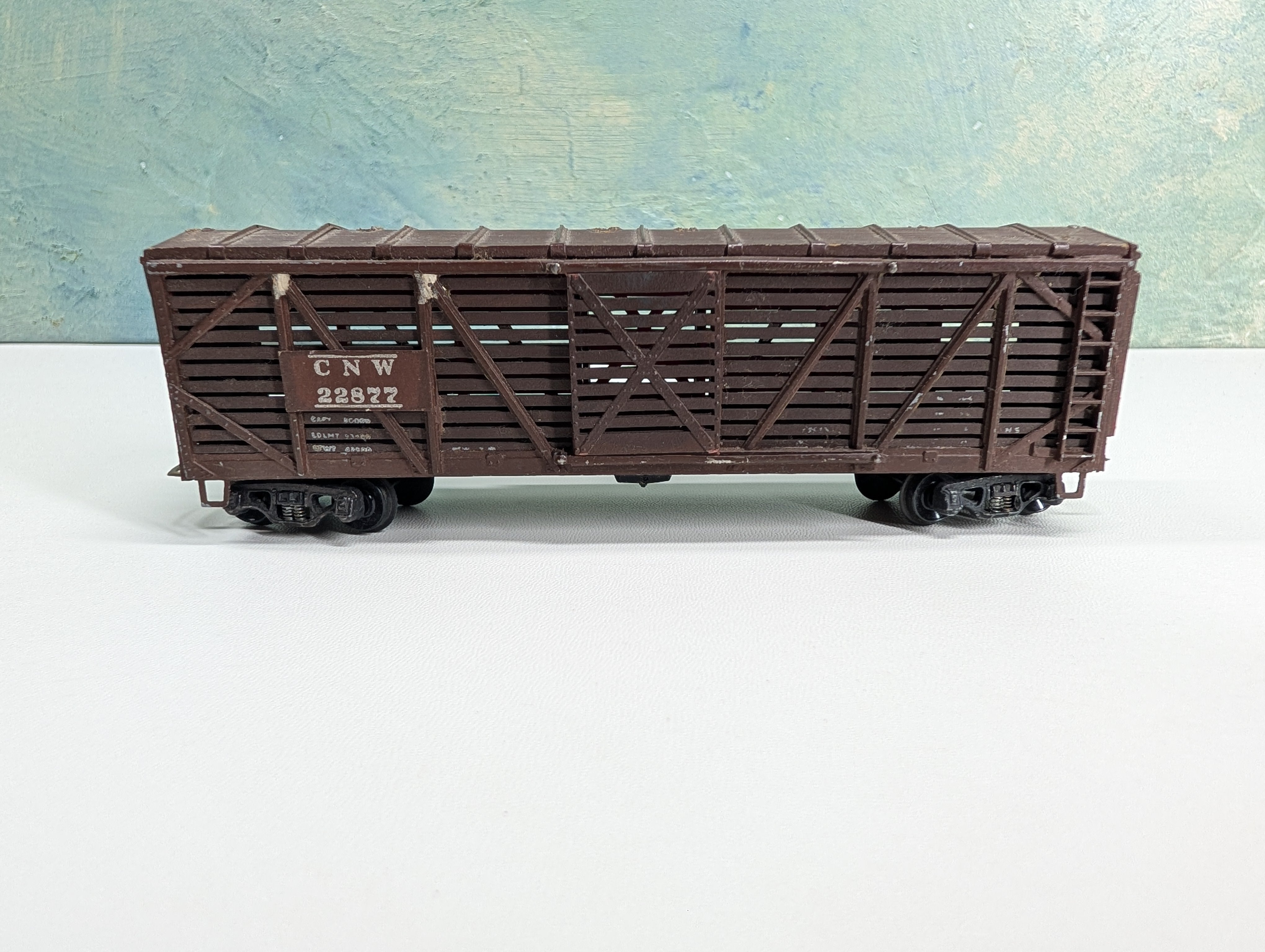 USED HO Scale Assembled Wood Kit 40' Cattle Livestock Car Chicago & North Western CNW #22877