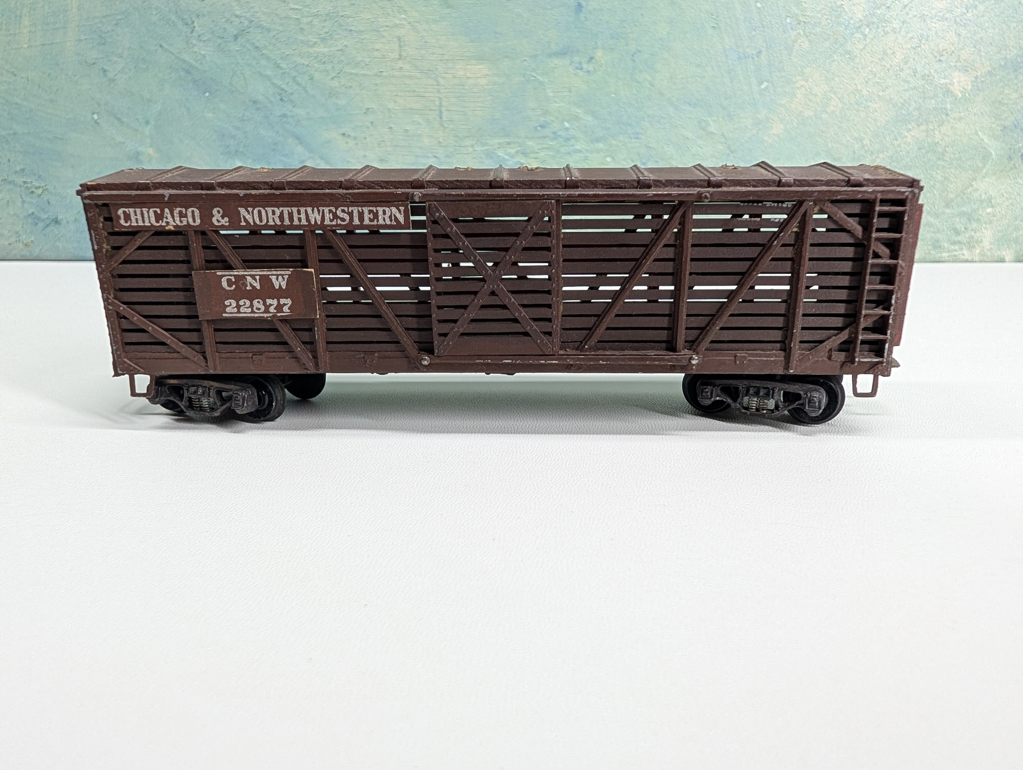 USED HO Scale Assembled Wood Kit 40' Cattle Livestock Car Chicago & North Western CNW #22877