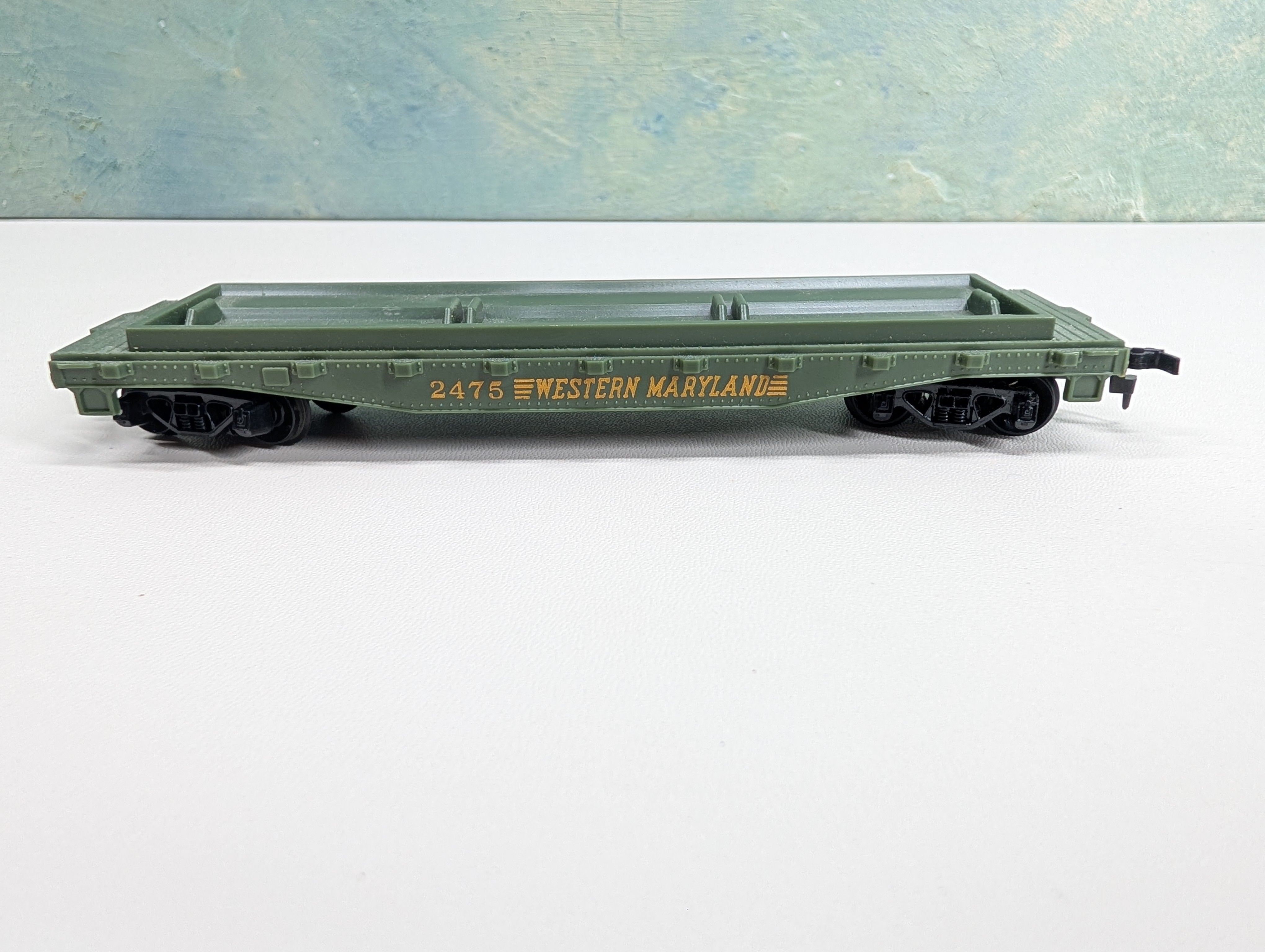 USED Tyco HO Scale 40' Flat Car Western Maryland #2475