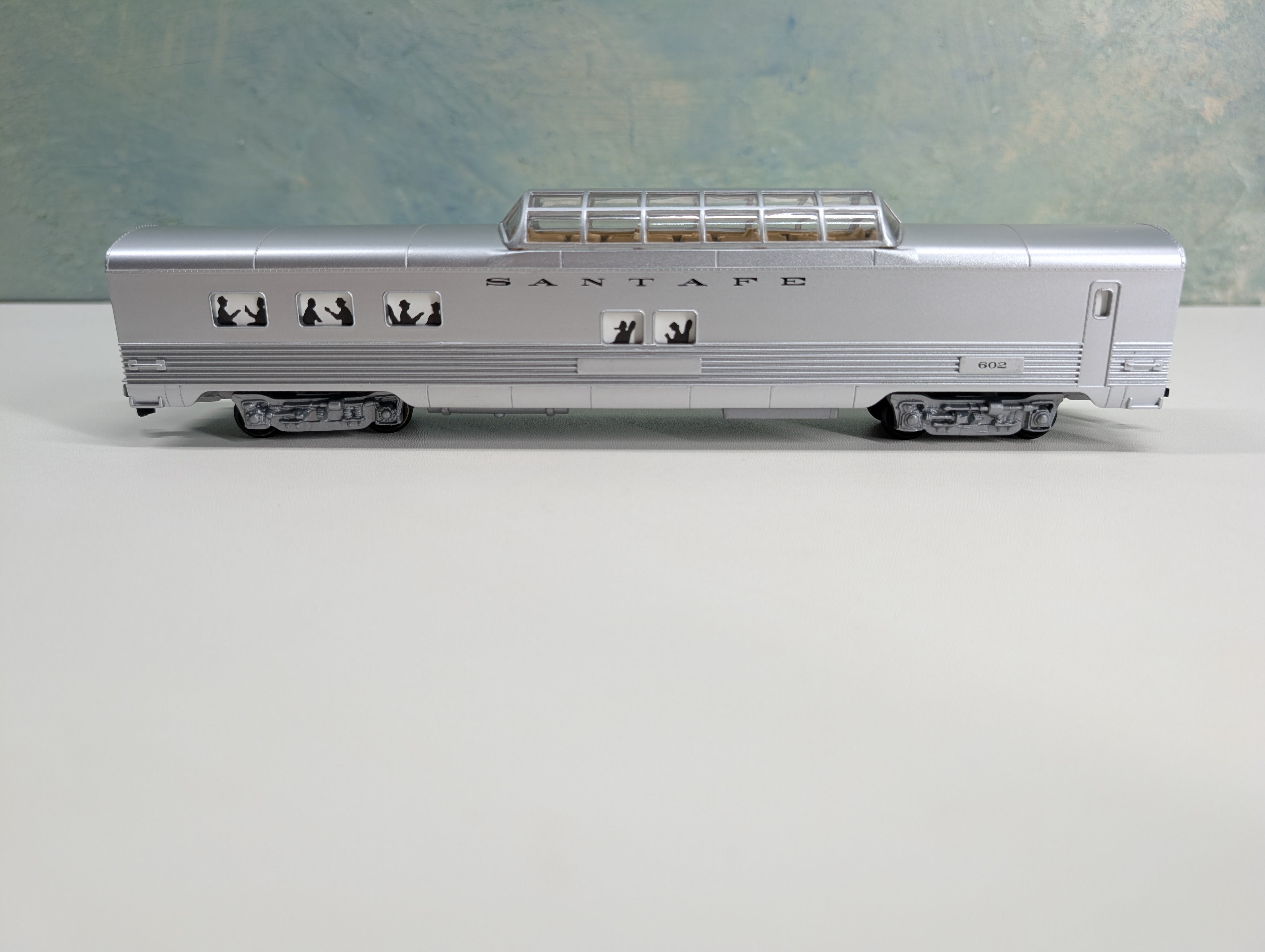 USED Life-Like HO Scale Dome Passenger Car Santa Fe #602