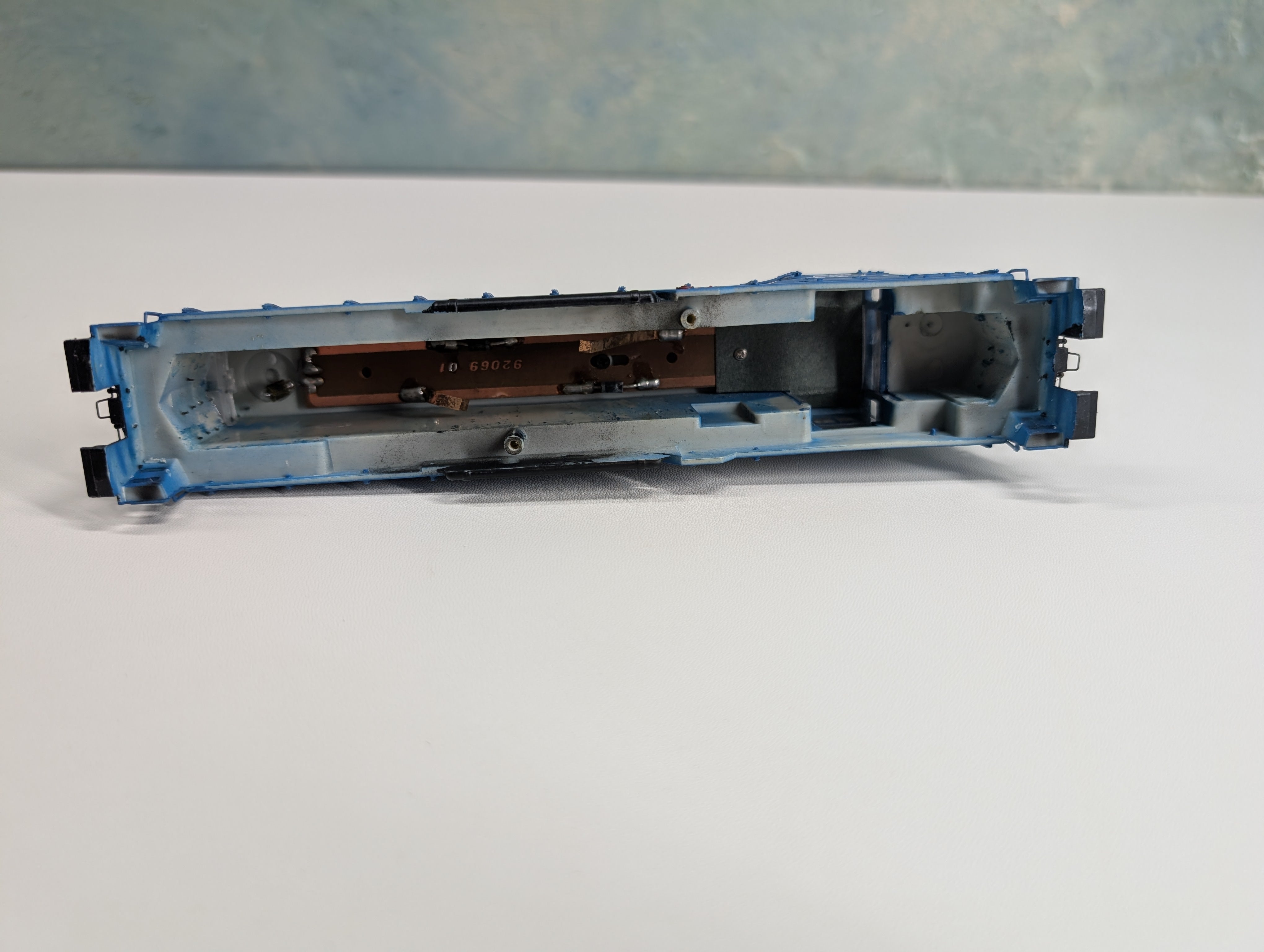 USED Bachmann 11506 HO Scale EMD GP35 Diesel Locomotive for Parts/Repairs Conrail #2271