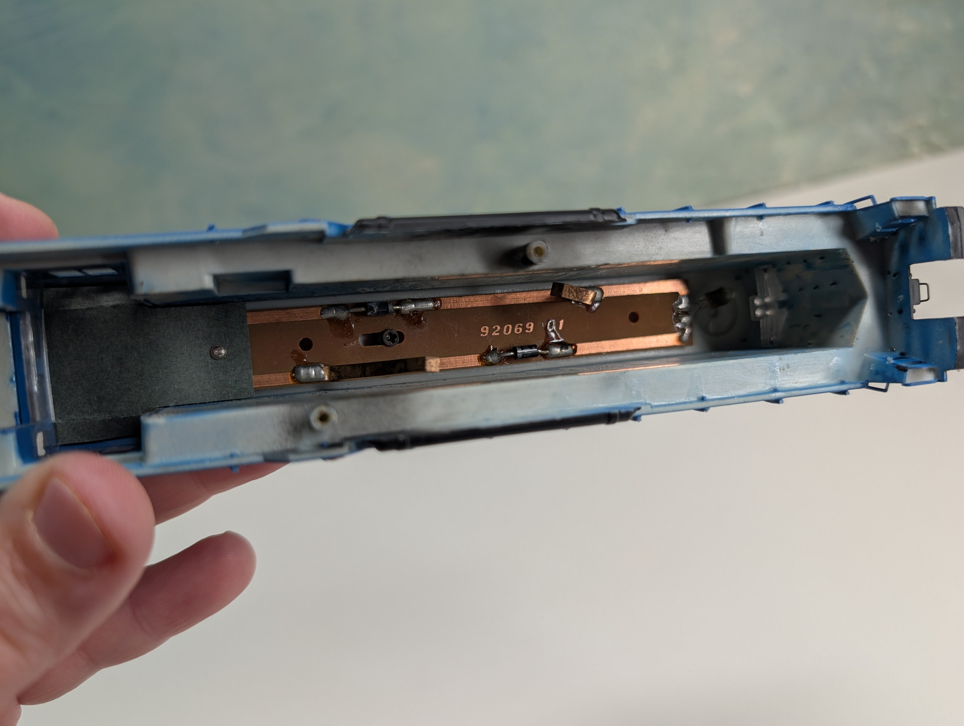 USED Bachmann 11506 HO Scale EMD GP35 Diesel Locomotive for Parts/Repairs Conrail #2271