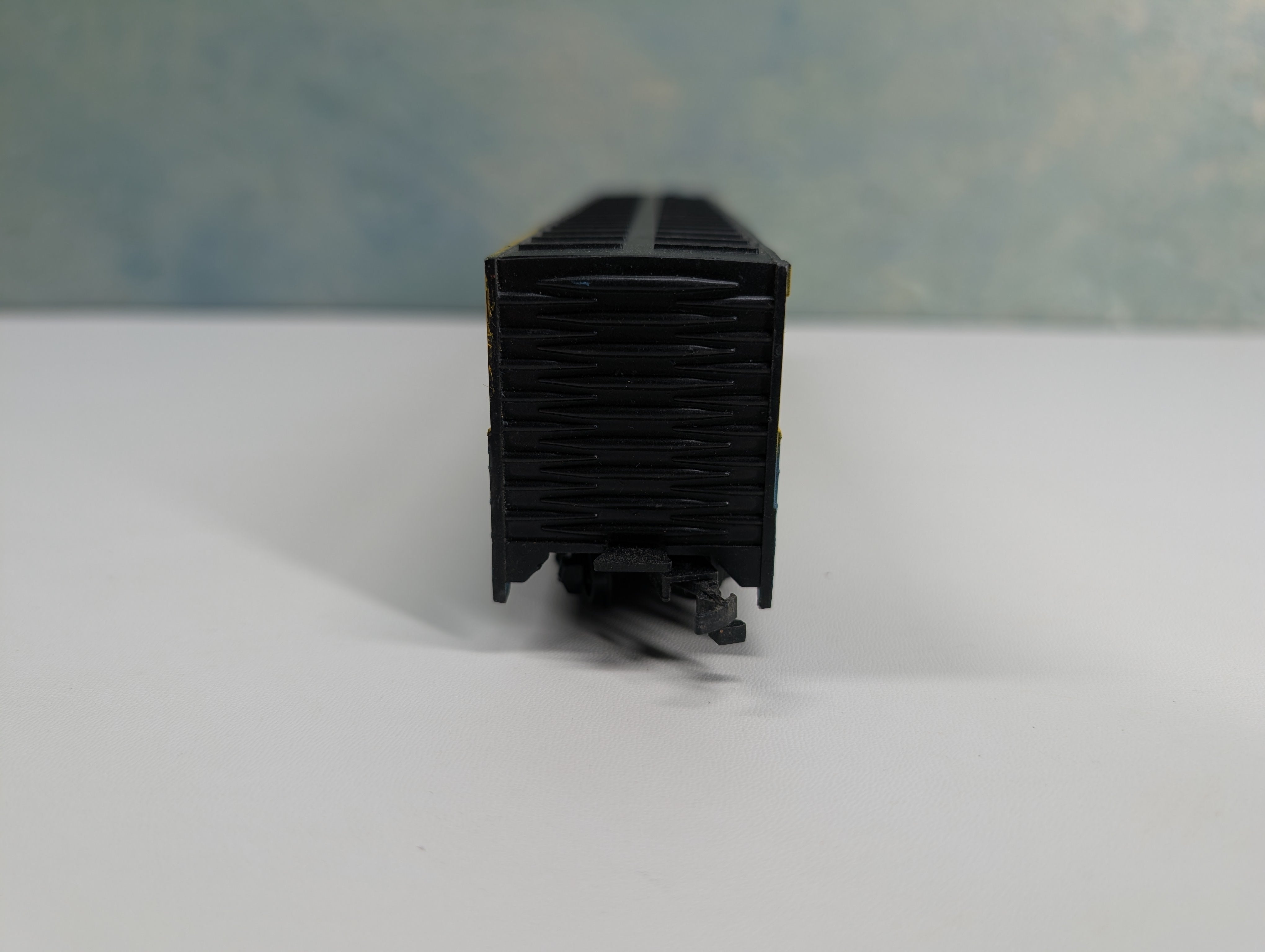 USED Bachmann HO Scale 55' All Door Box Car Netherlands Overseas Mills LUNX #70254