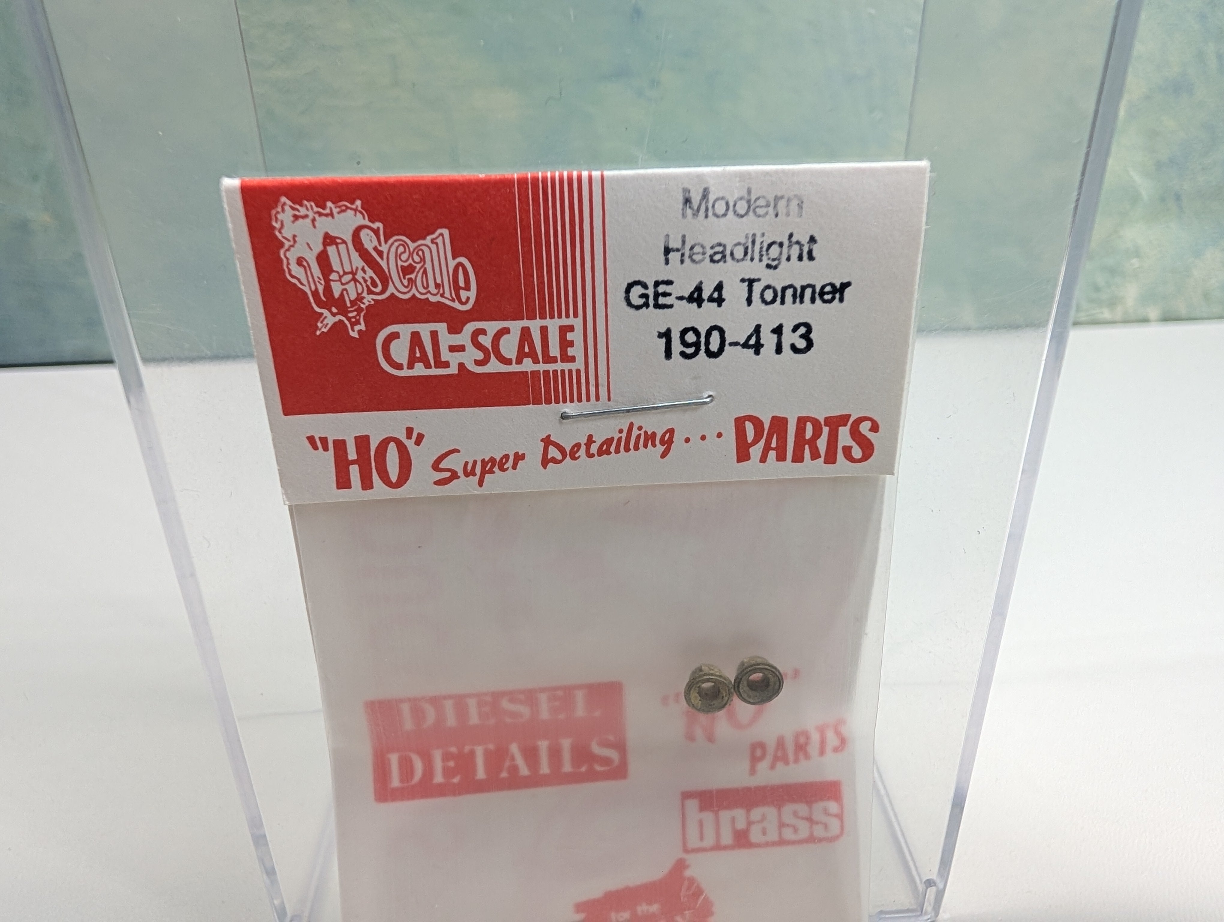 Cal Scale 190-413 HO Scale Brass Modern Headlight GE-44 Tonner, Detail Parts